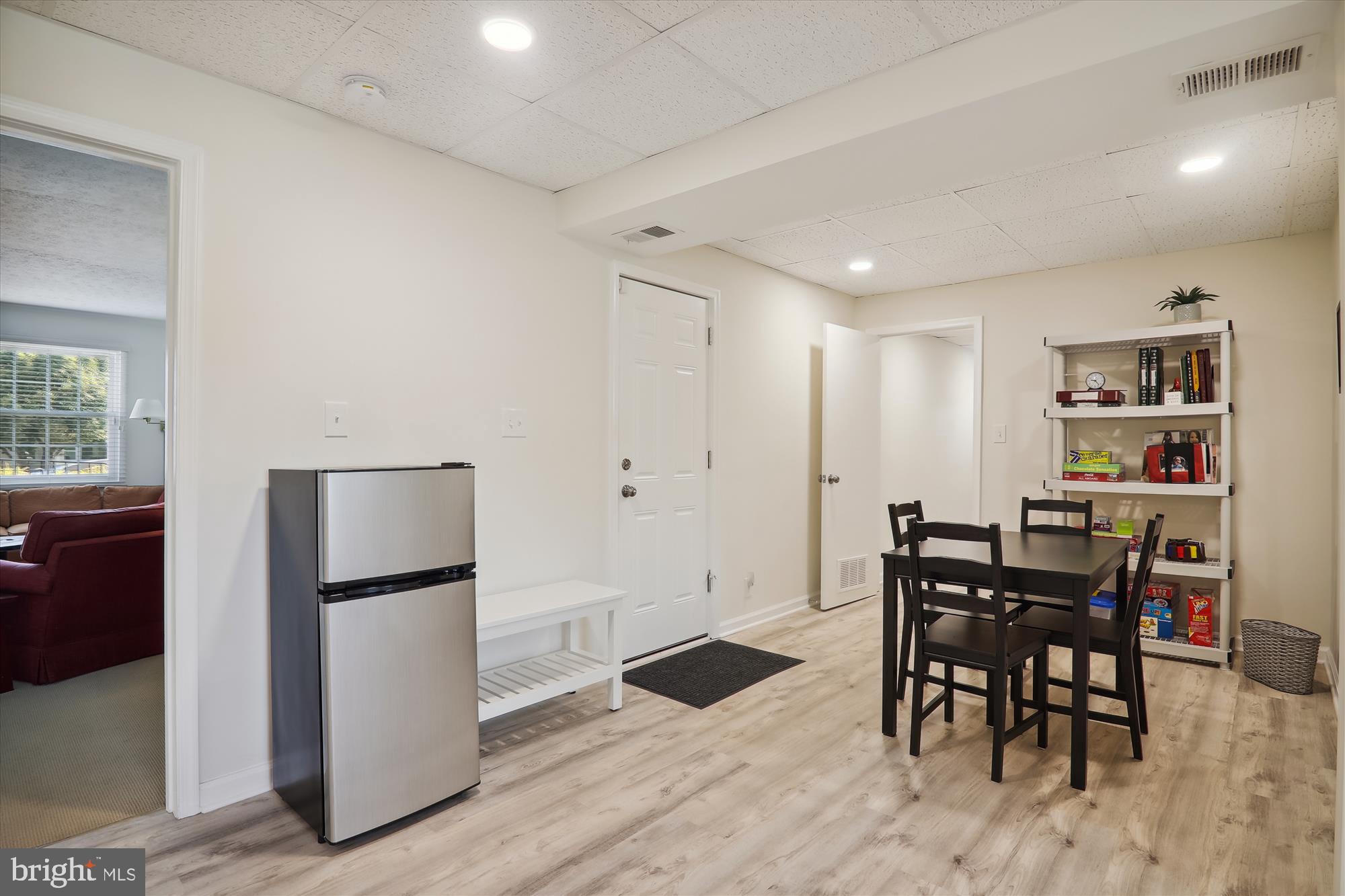 COUNTRYSIDE - Residential