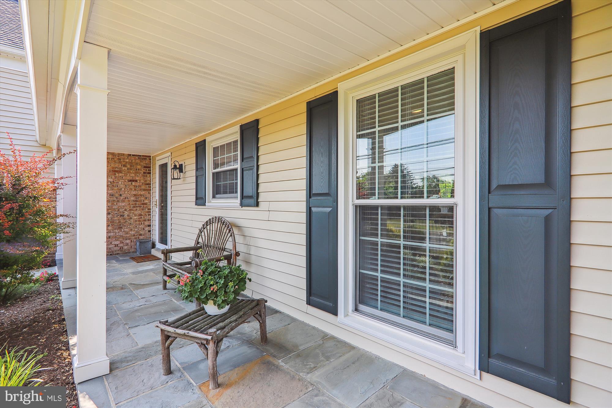 COUNTRYSIDE - Residential