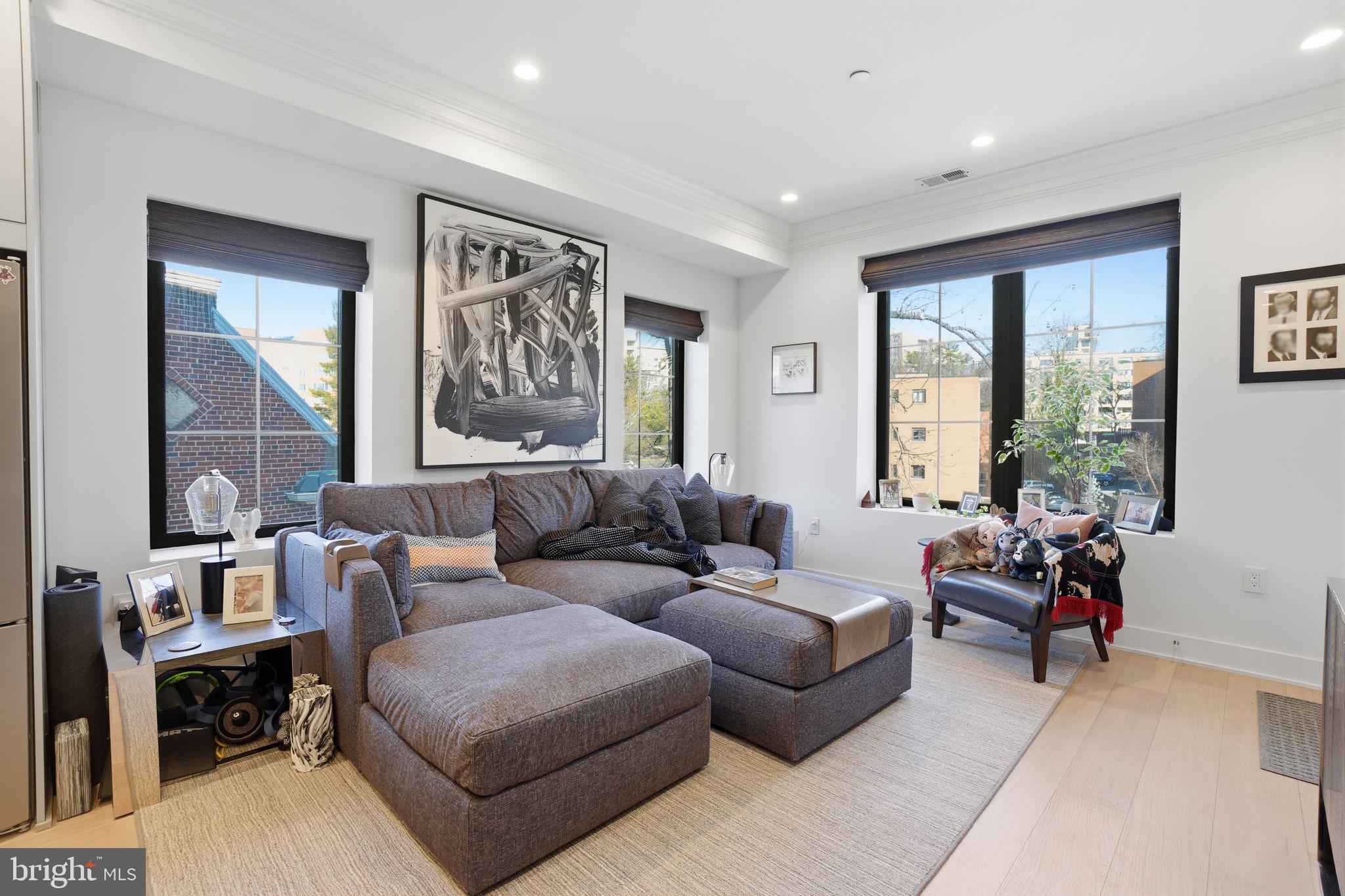 2642 39TH STREET NW 6