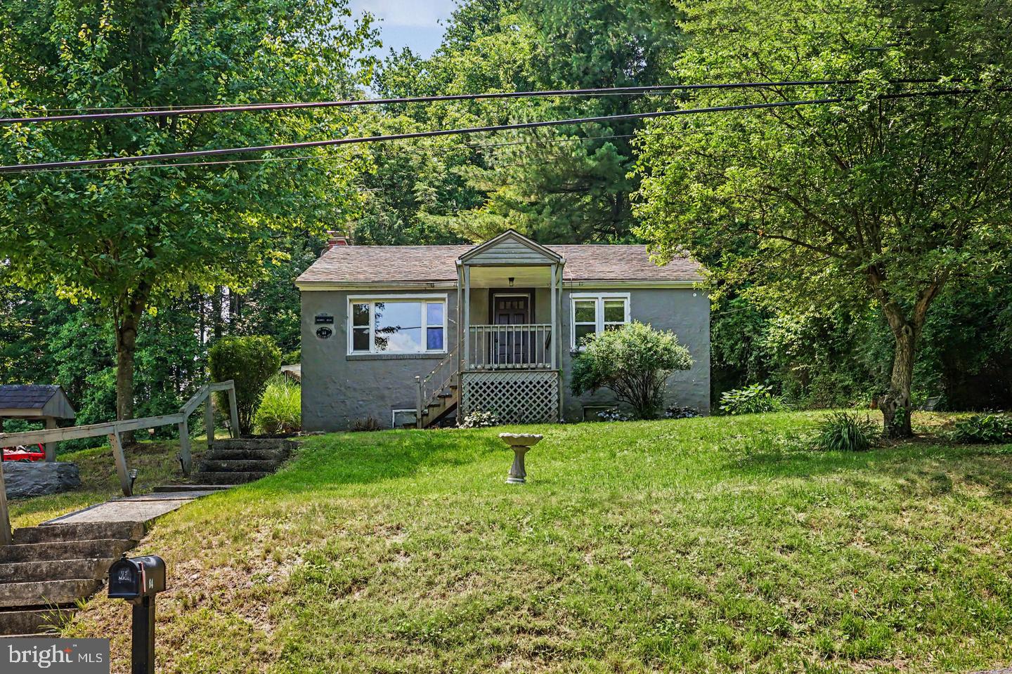 80 BOROLINE ROAD