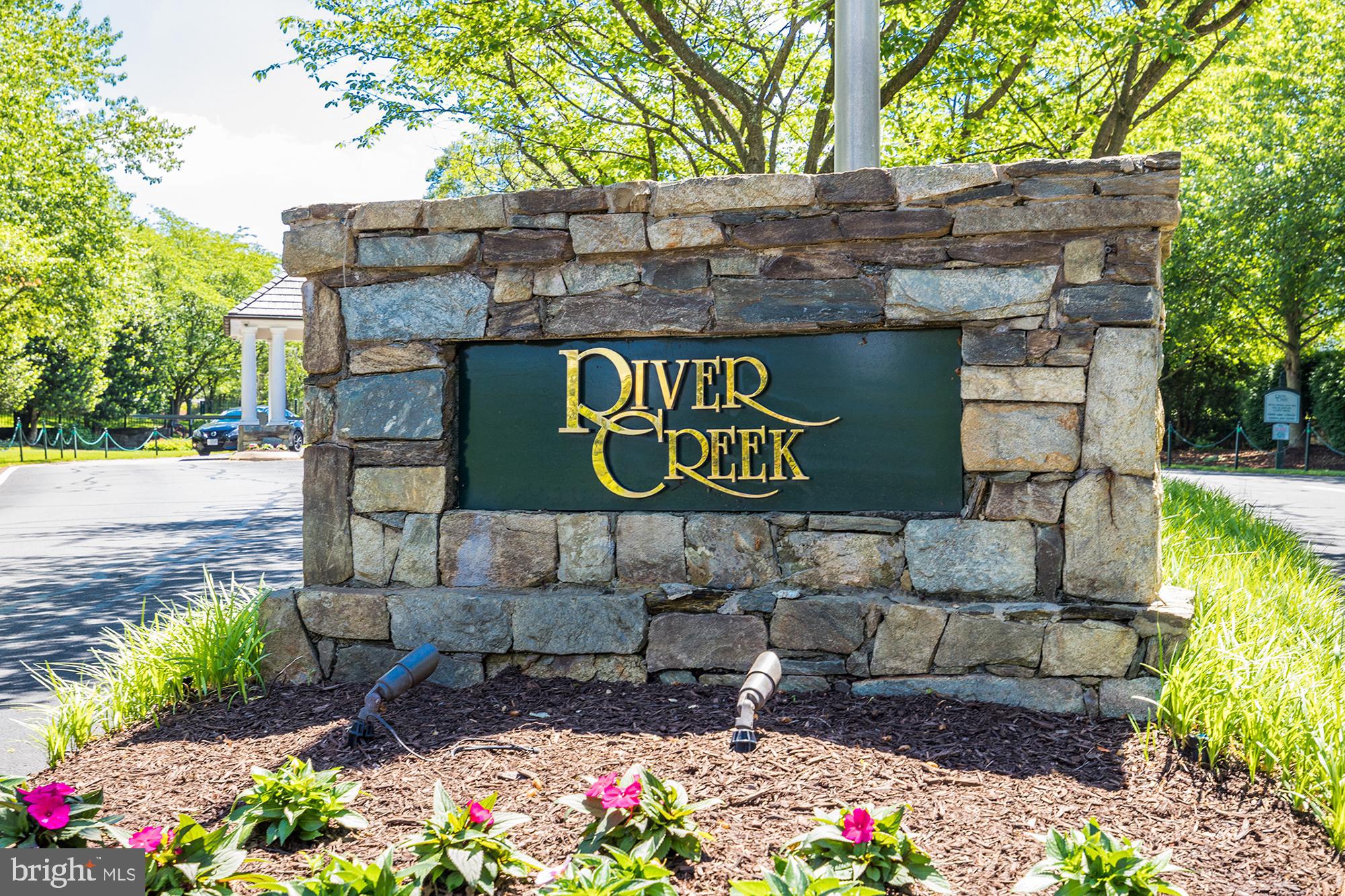 RIVER CREEK - Residential
