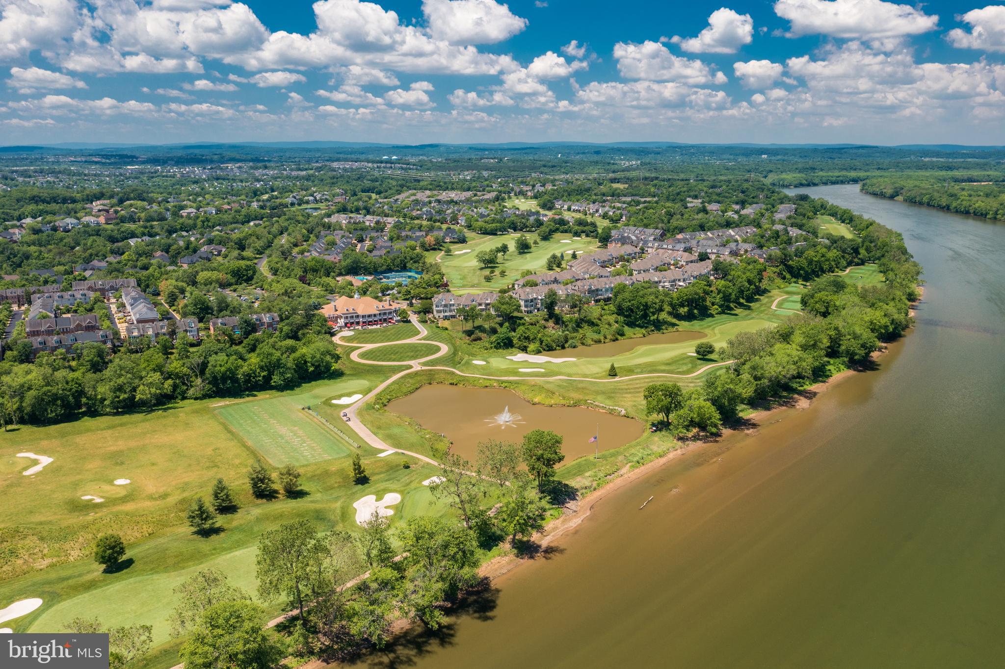 RIVER CREEK - Residential