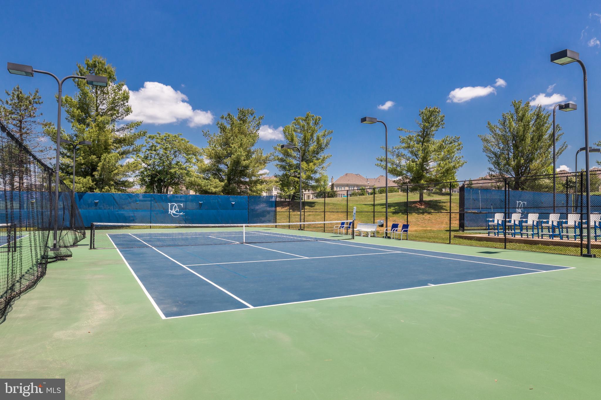 RIVER CREEK - Residential