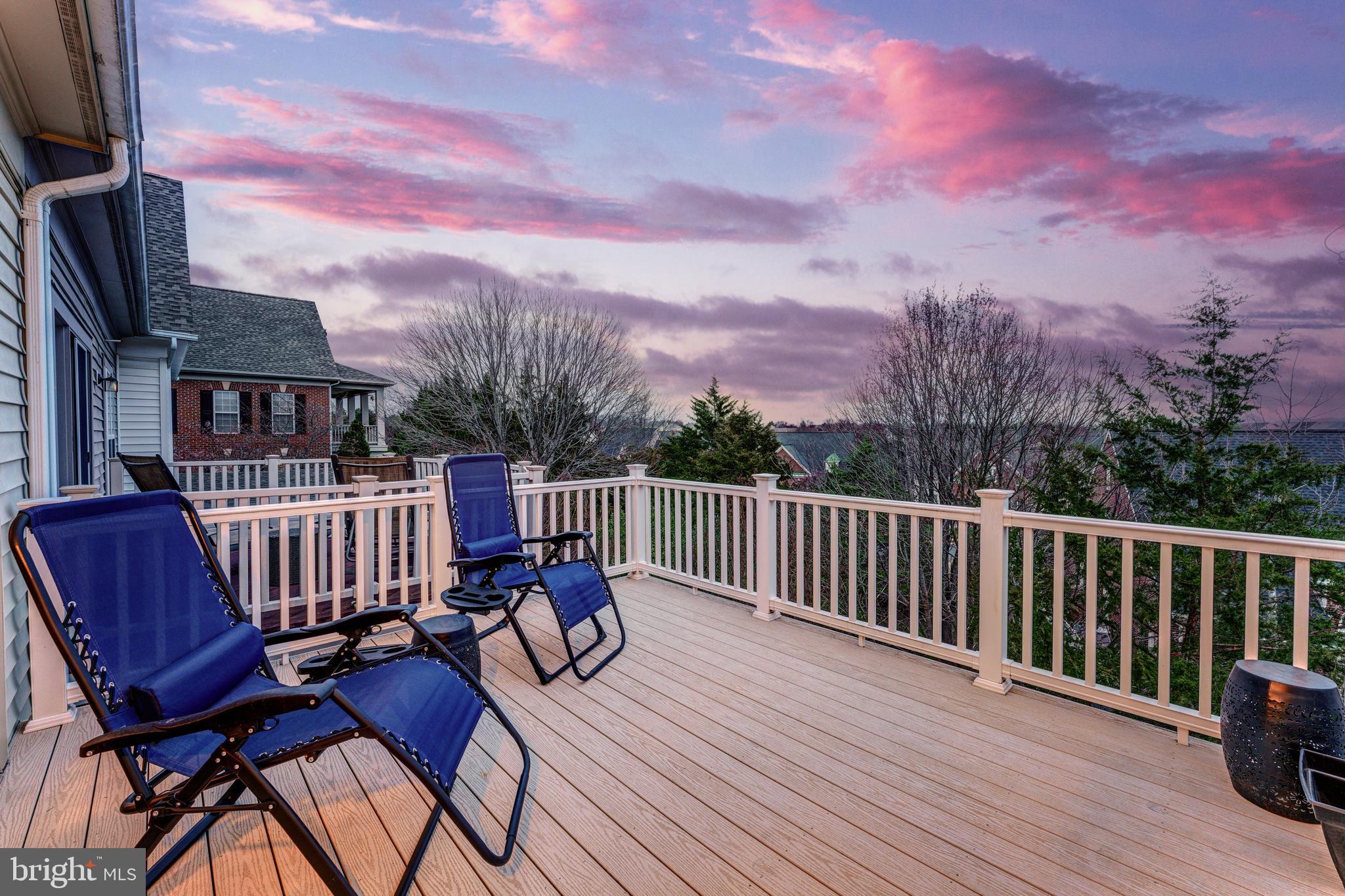 RIVER CREEK - Residential