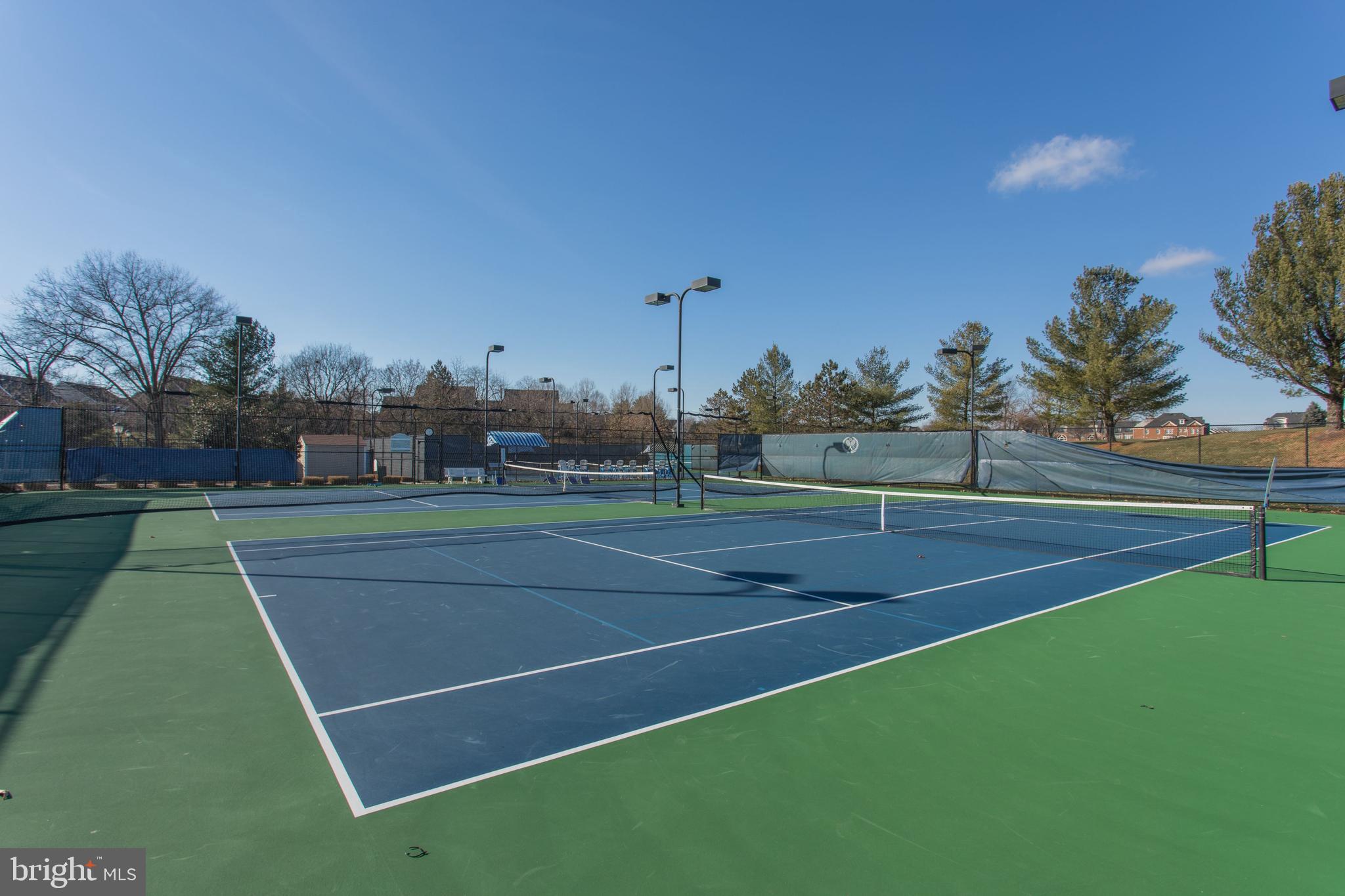 RIVER CREEK - Residential