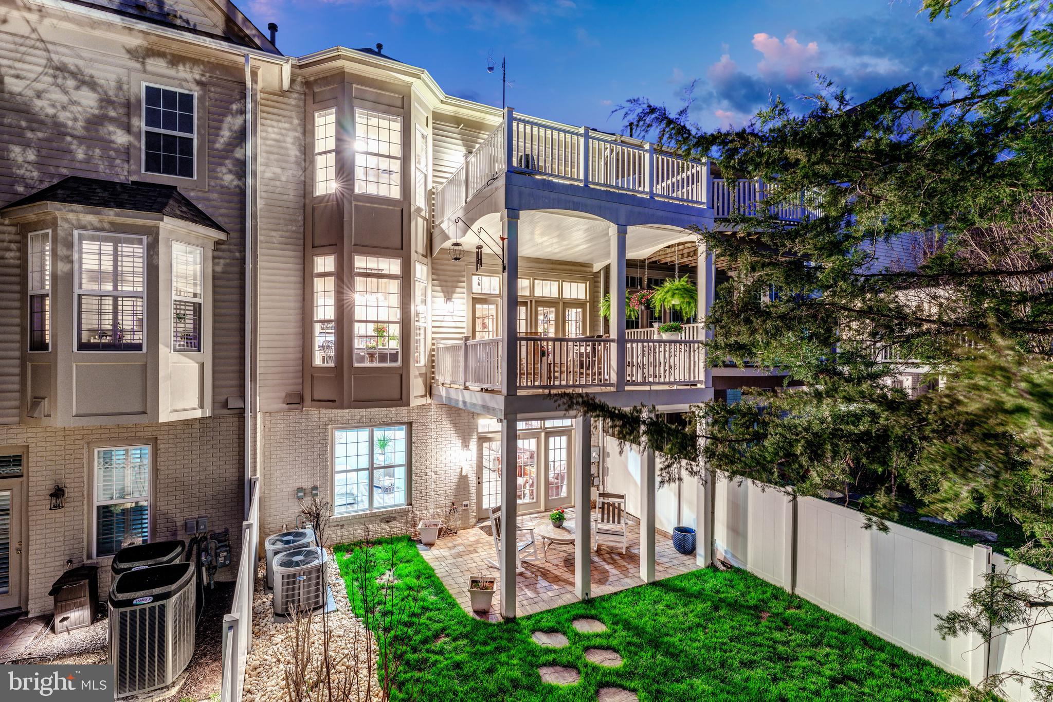 RIVER CREEK - Residential