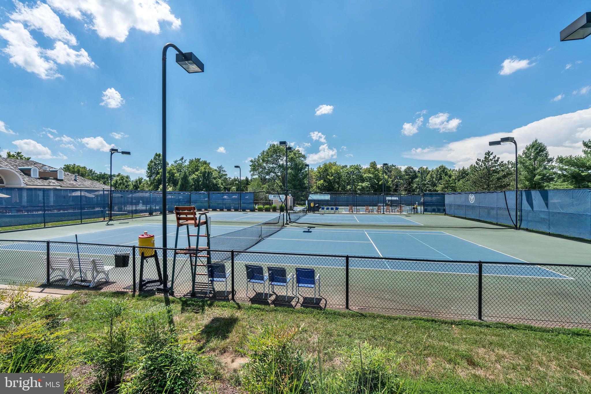 RIVER CREEK - Residential