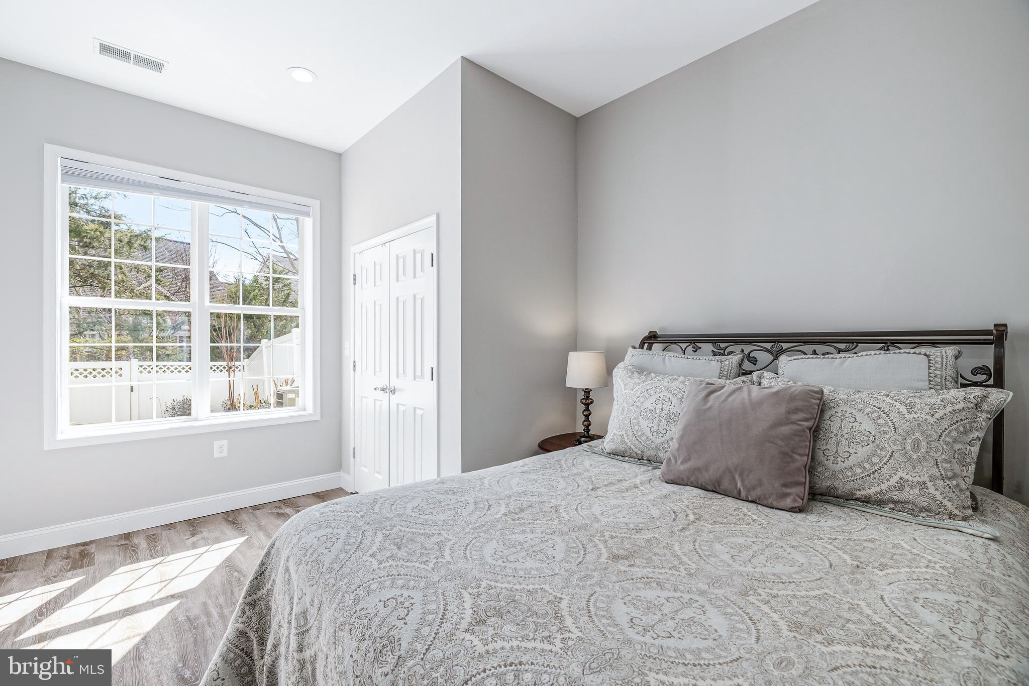 RIVER CREEK - Residential