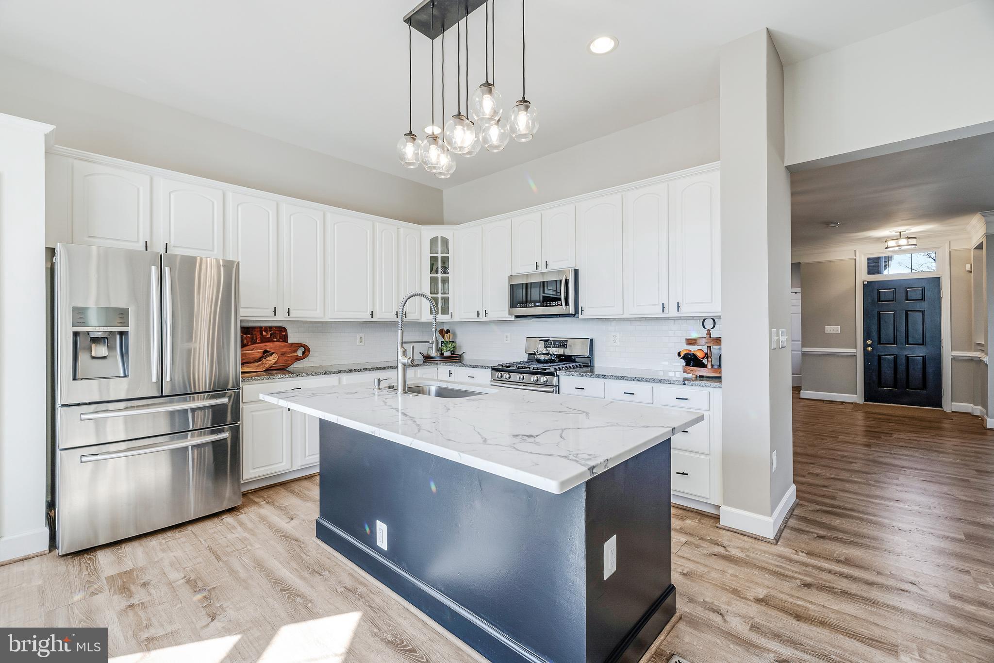 RIVER CREEK - Residential