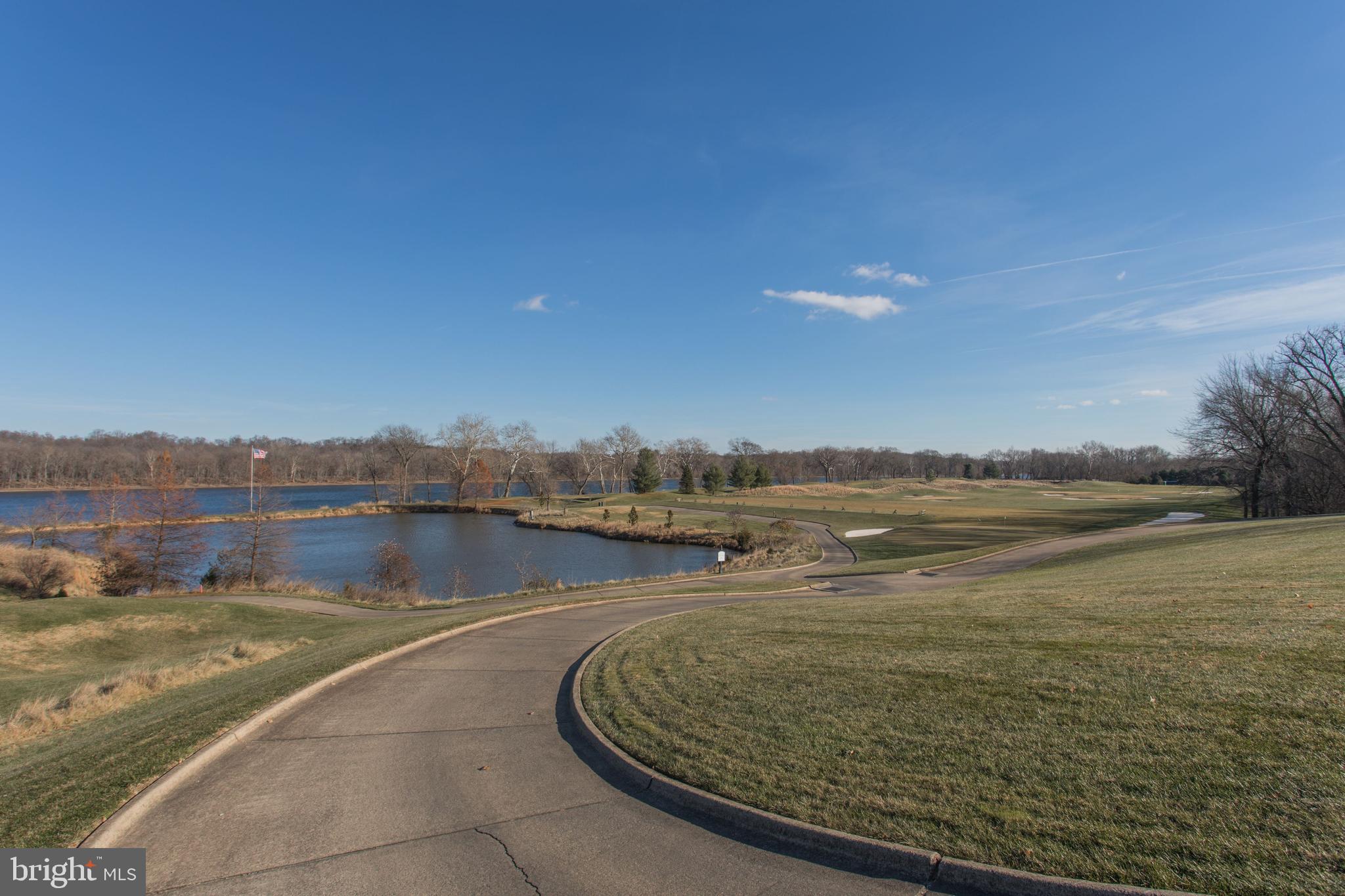 RIVER CREEK - Residential