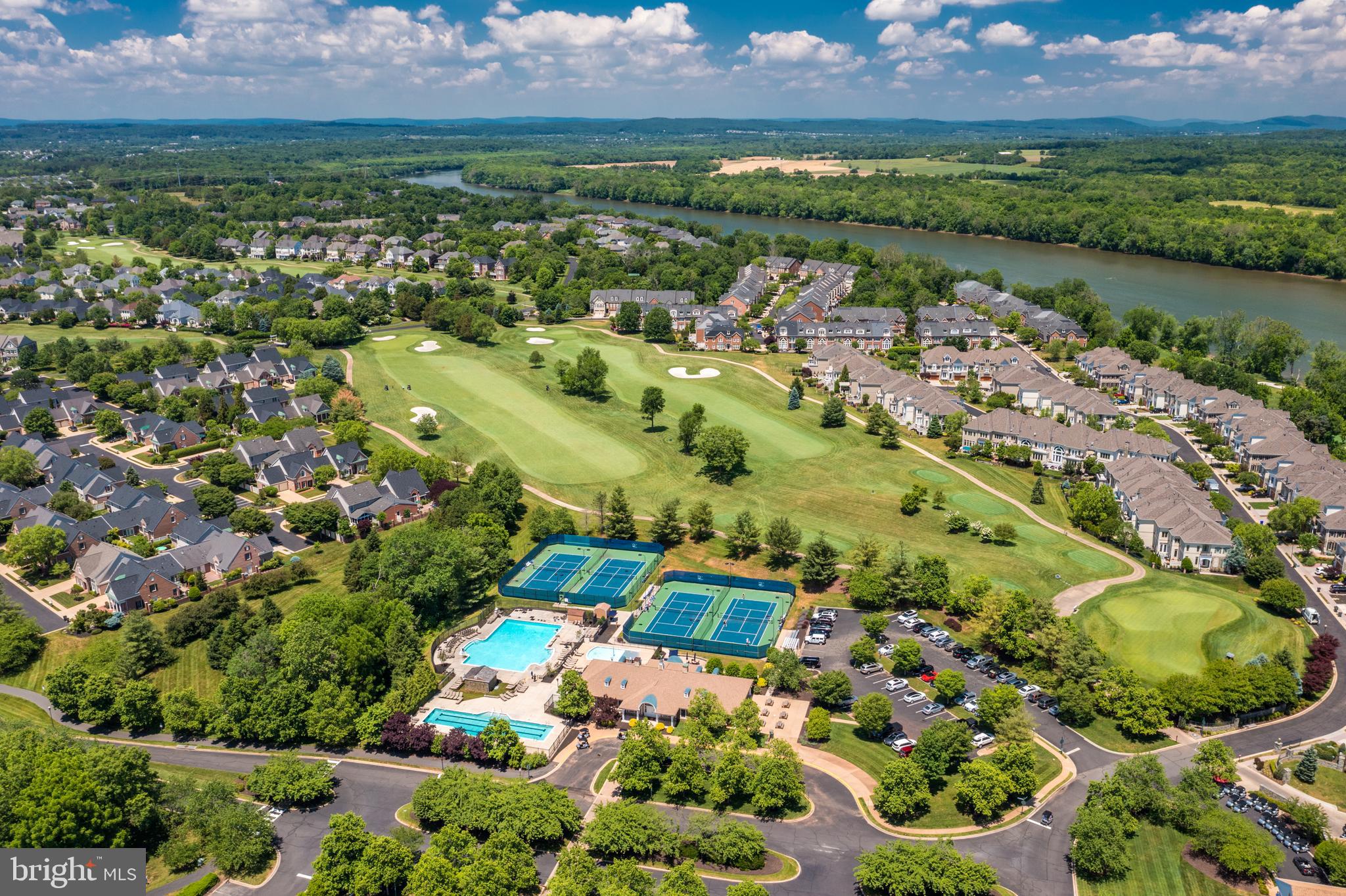 RIVER CREEK - Residential