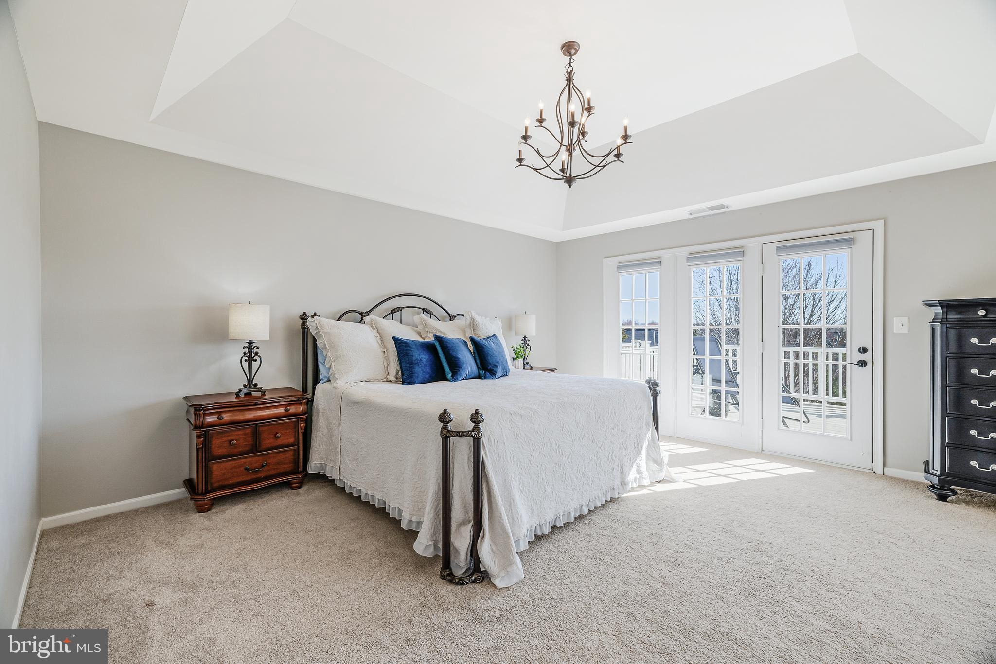 RIVER CREEK - Residential