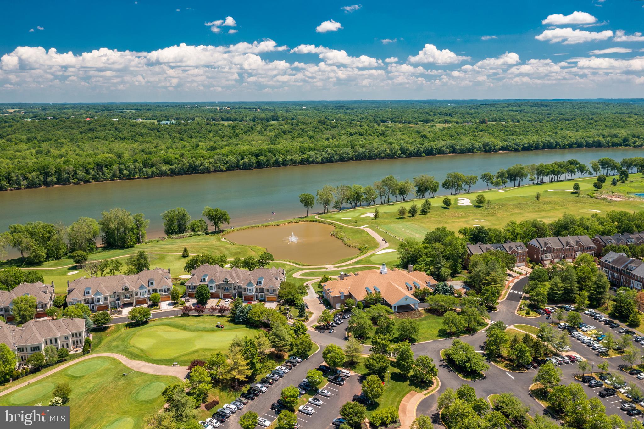 RIVER CREEK - Residential