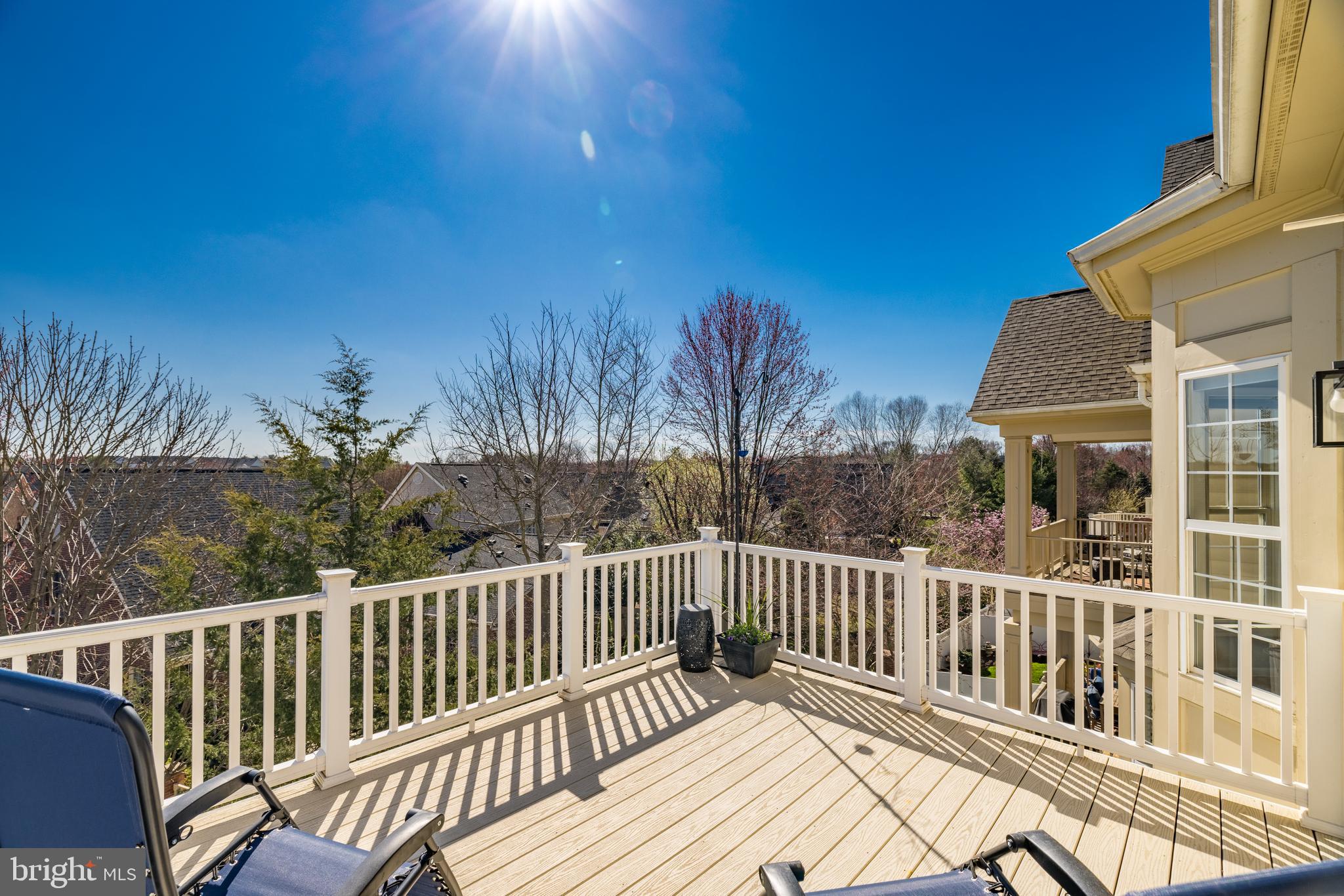 RIVER CREEK - Residential