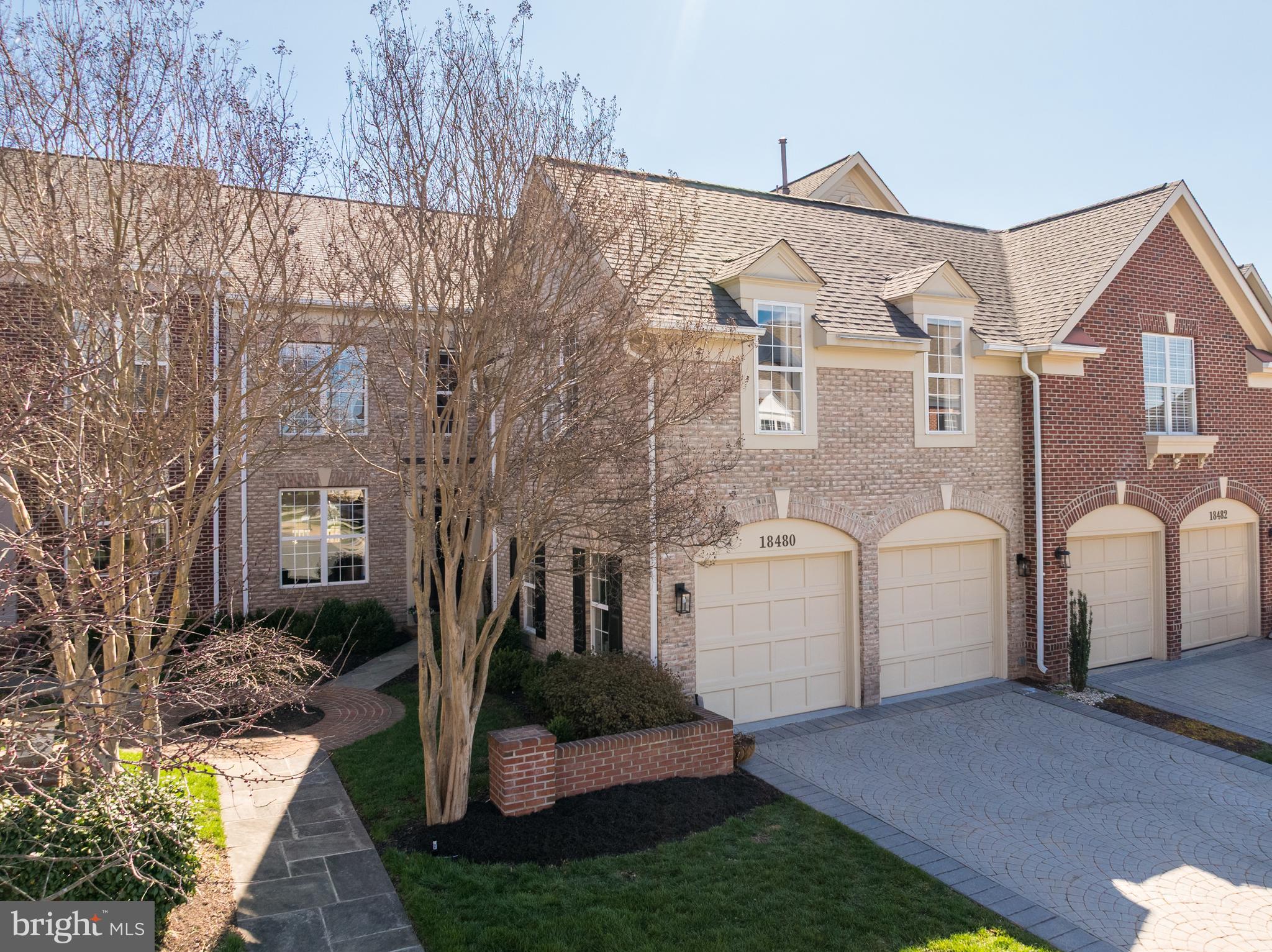 RIVER CREEK - Residential