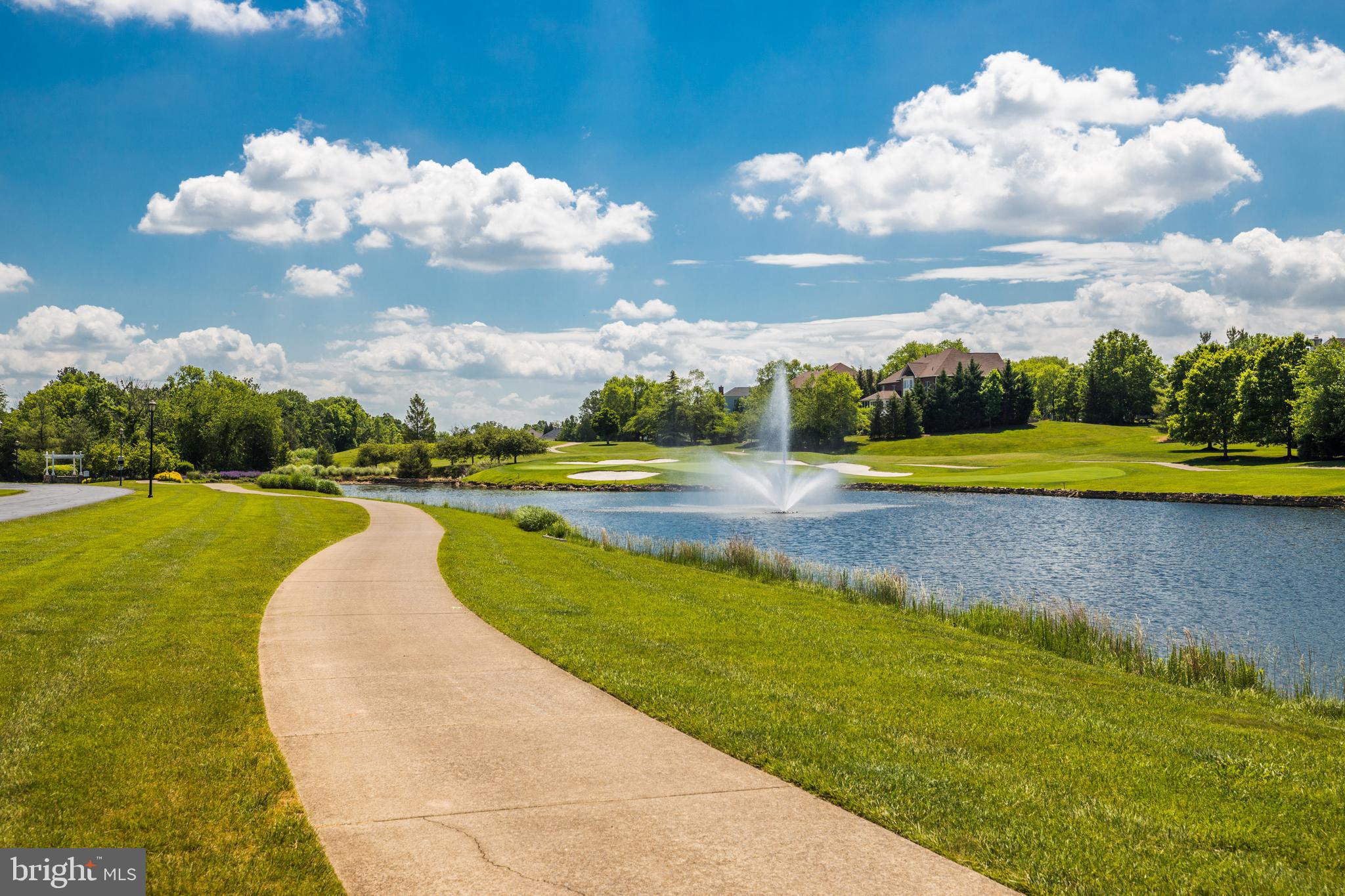 RIVER CREEK - Residential