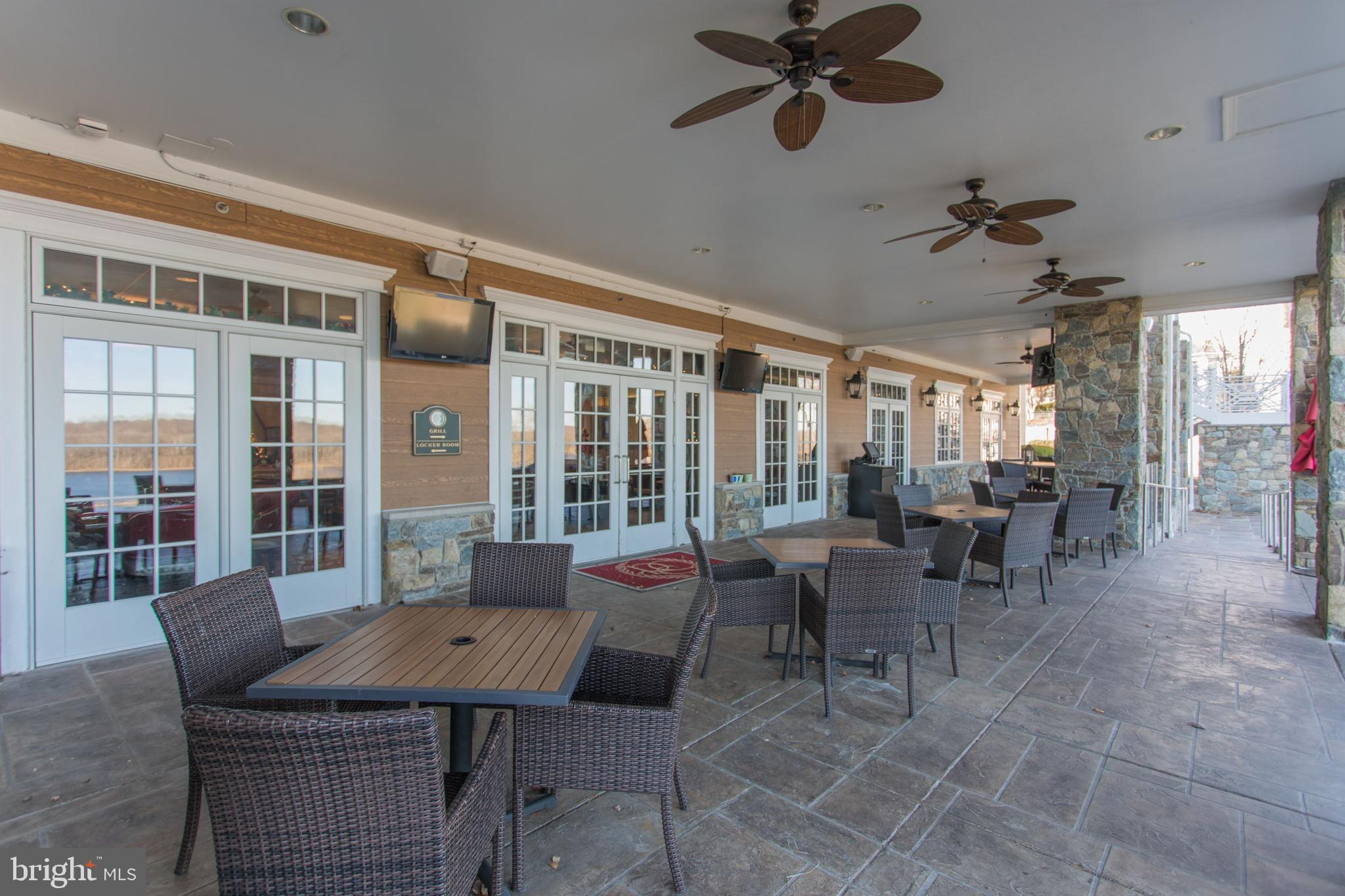 RIVER CREEK - Residential