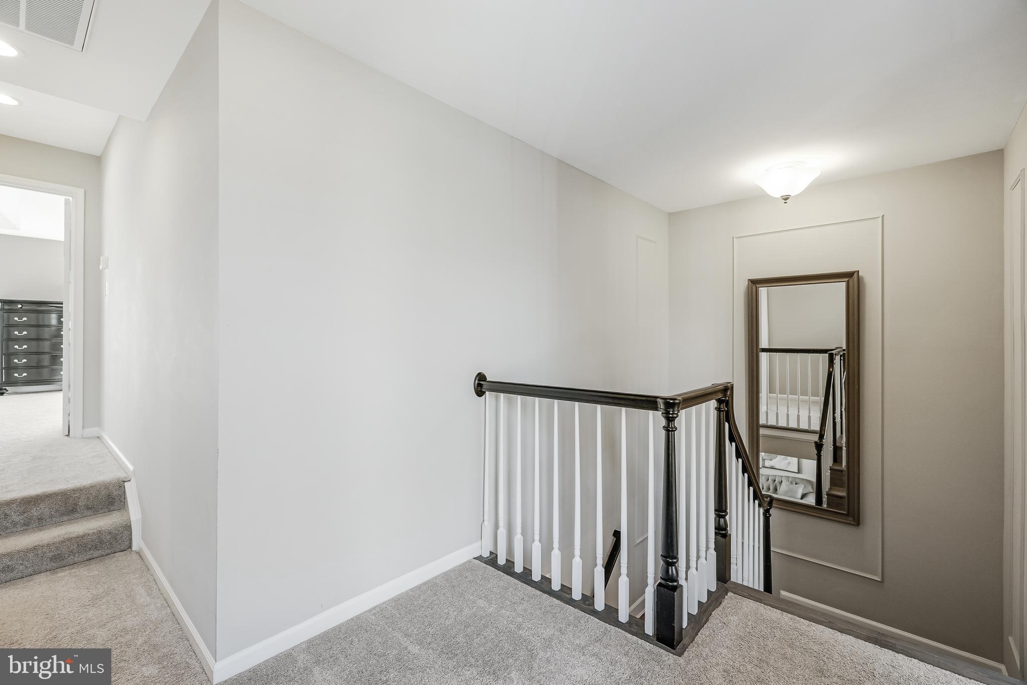 RIVER CREEK - Residential