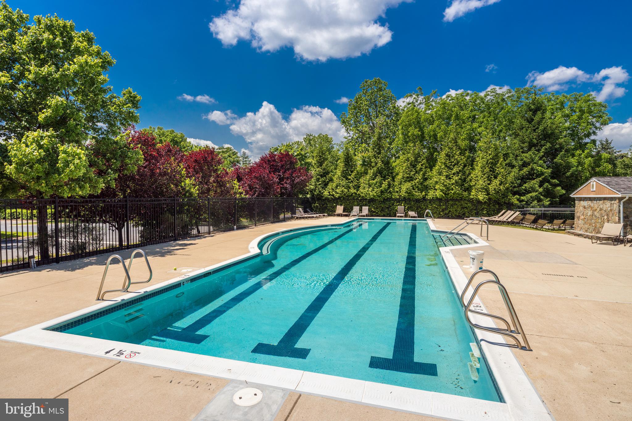 RIVER CREEK - Residential