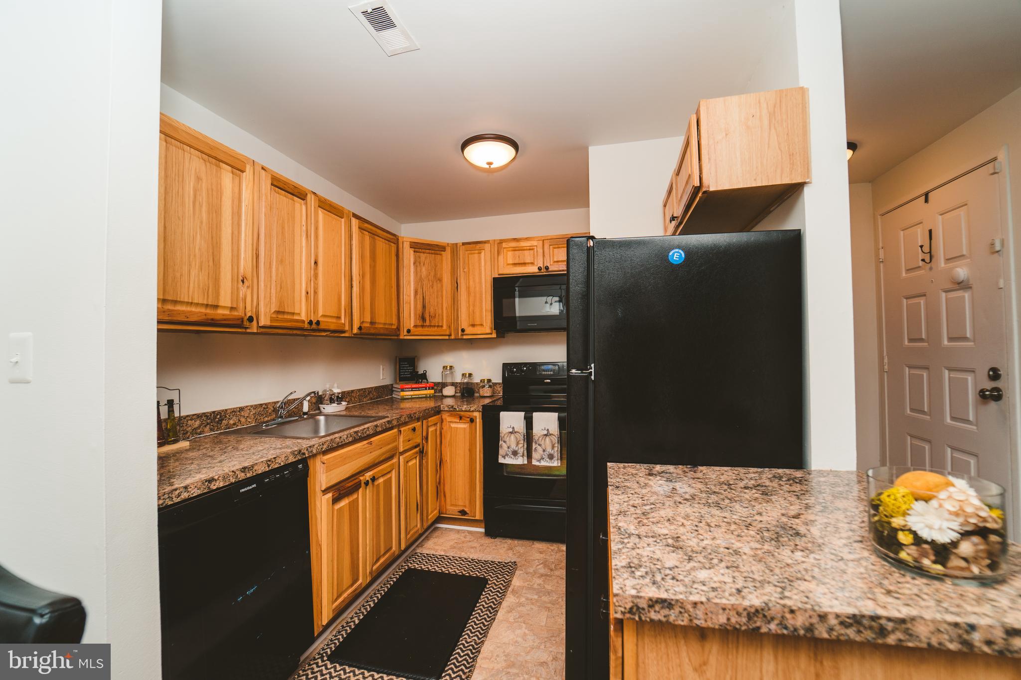 FARMINGDALE - Residential