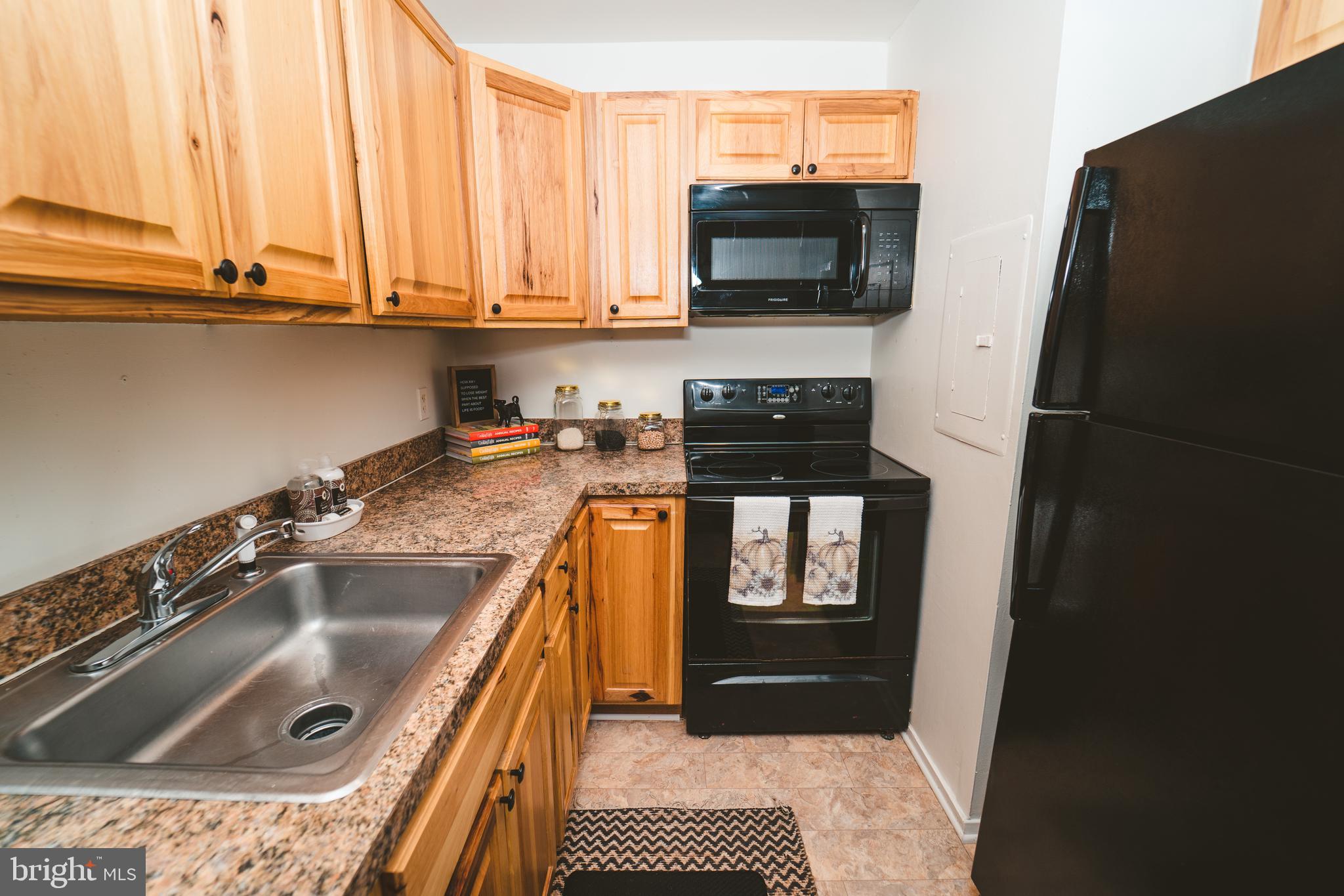 FARMINGDALE - Residential