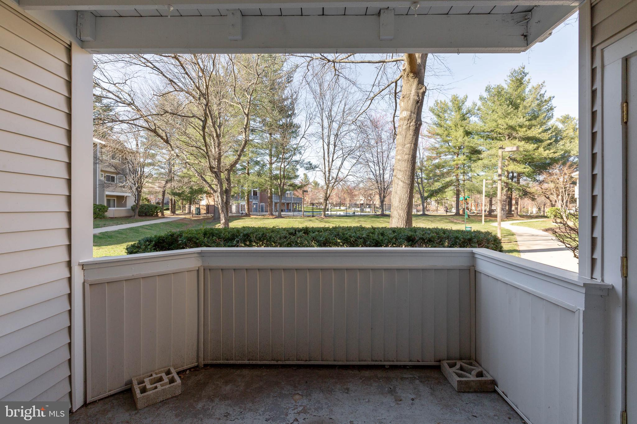 FARMINGDALE - Residential