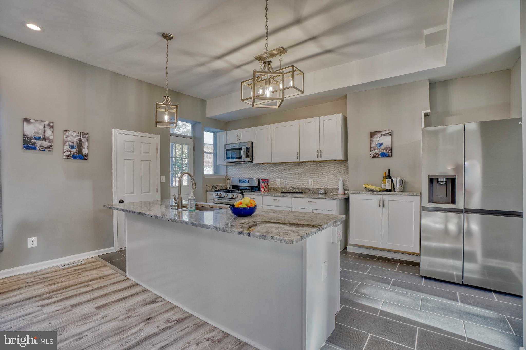 MONTEBELLO - Residential