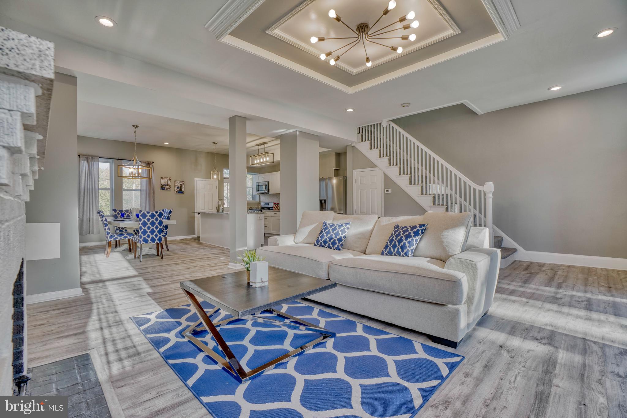 MONTEBELLO - Residential