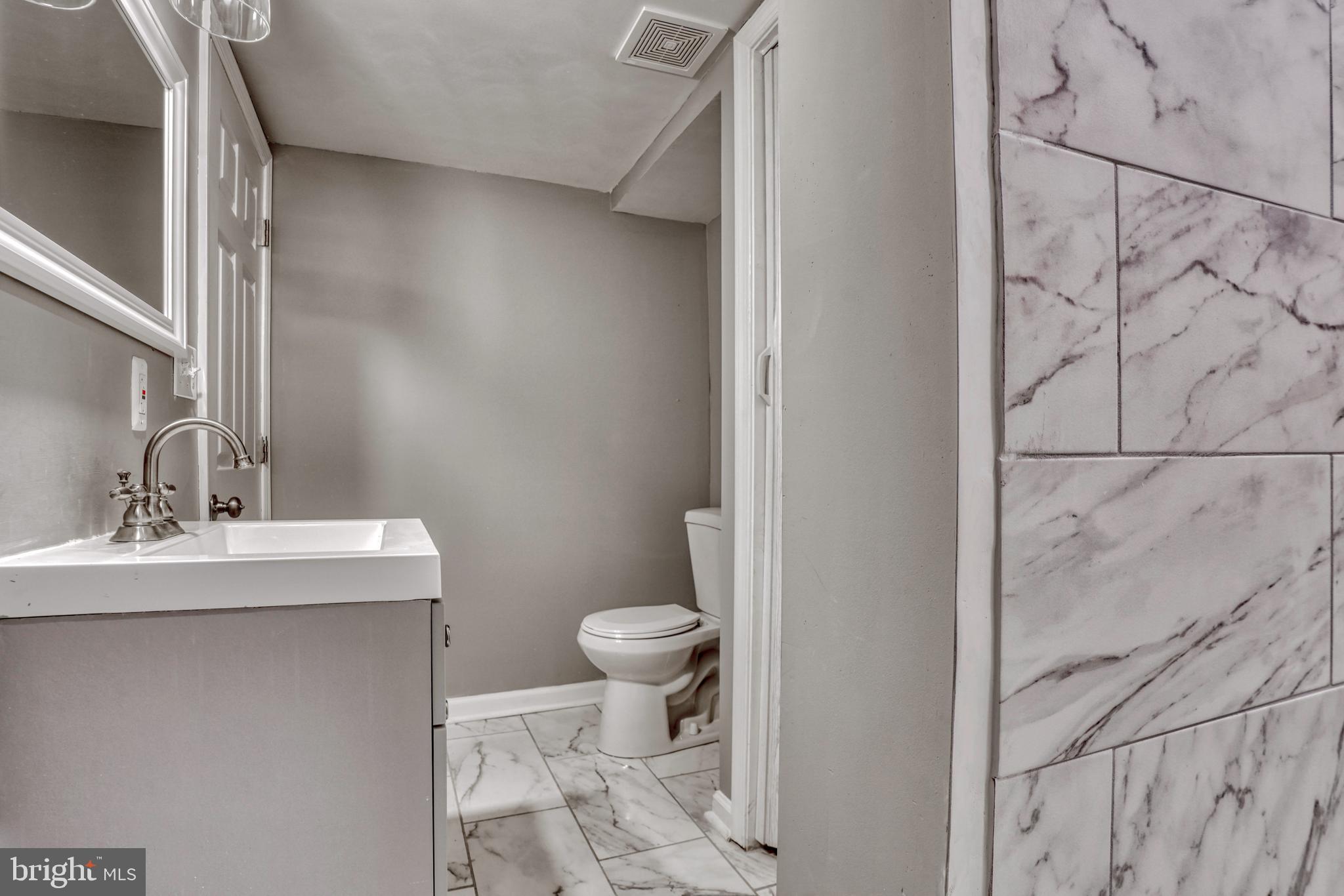 MONTEBELLO - Residential