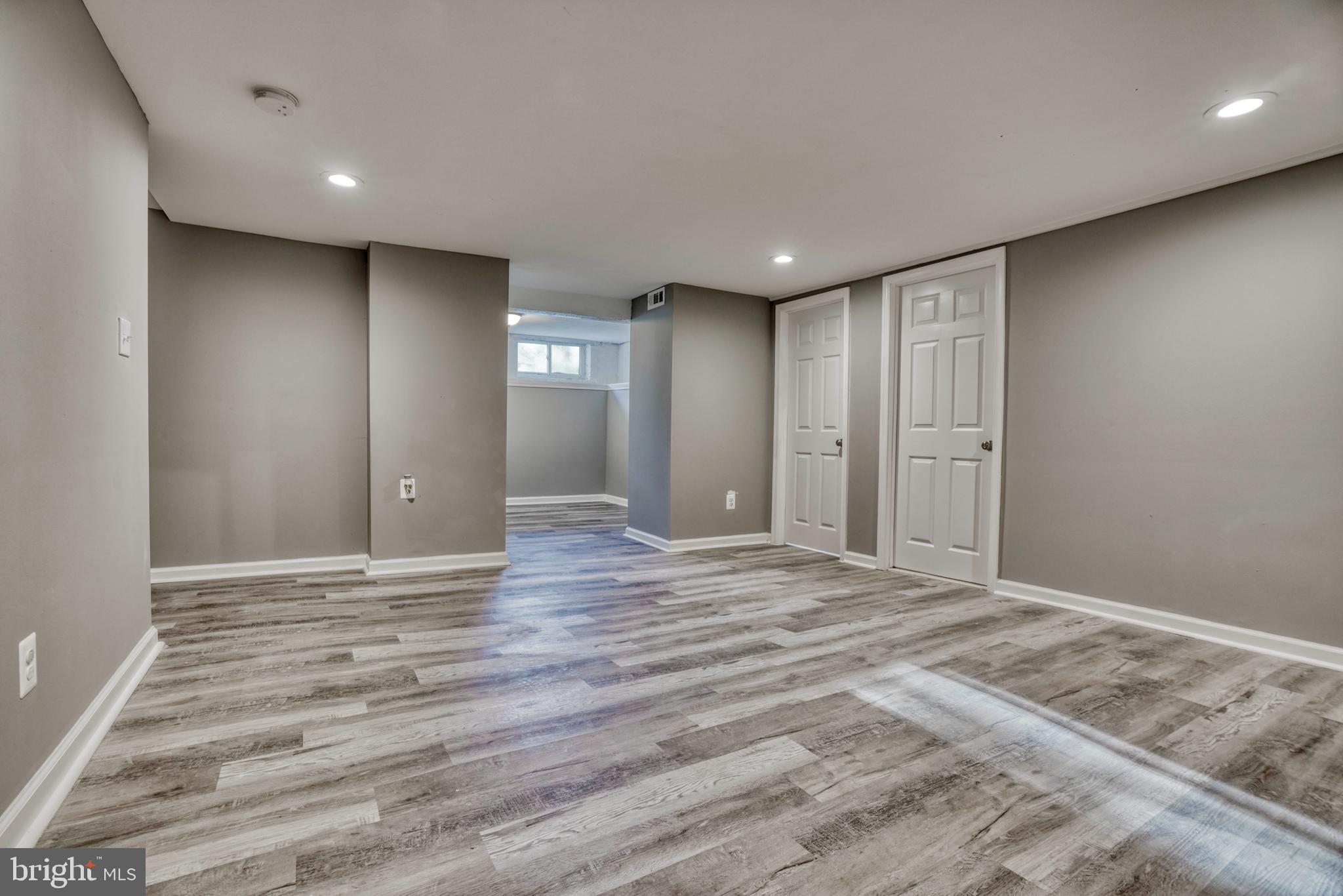 MONTEBELLO - Residential