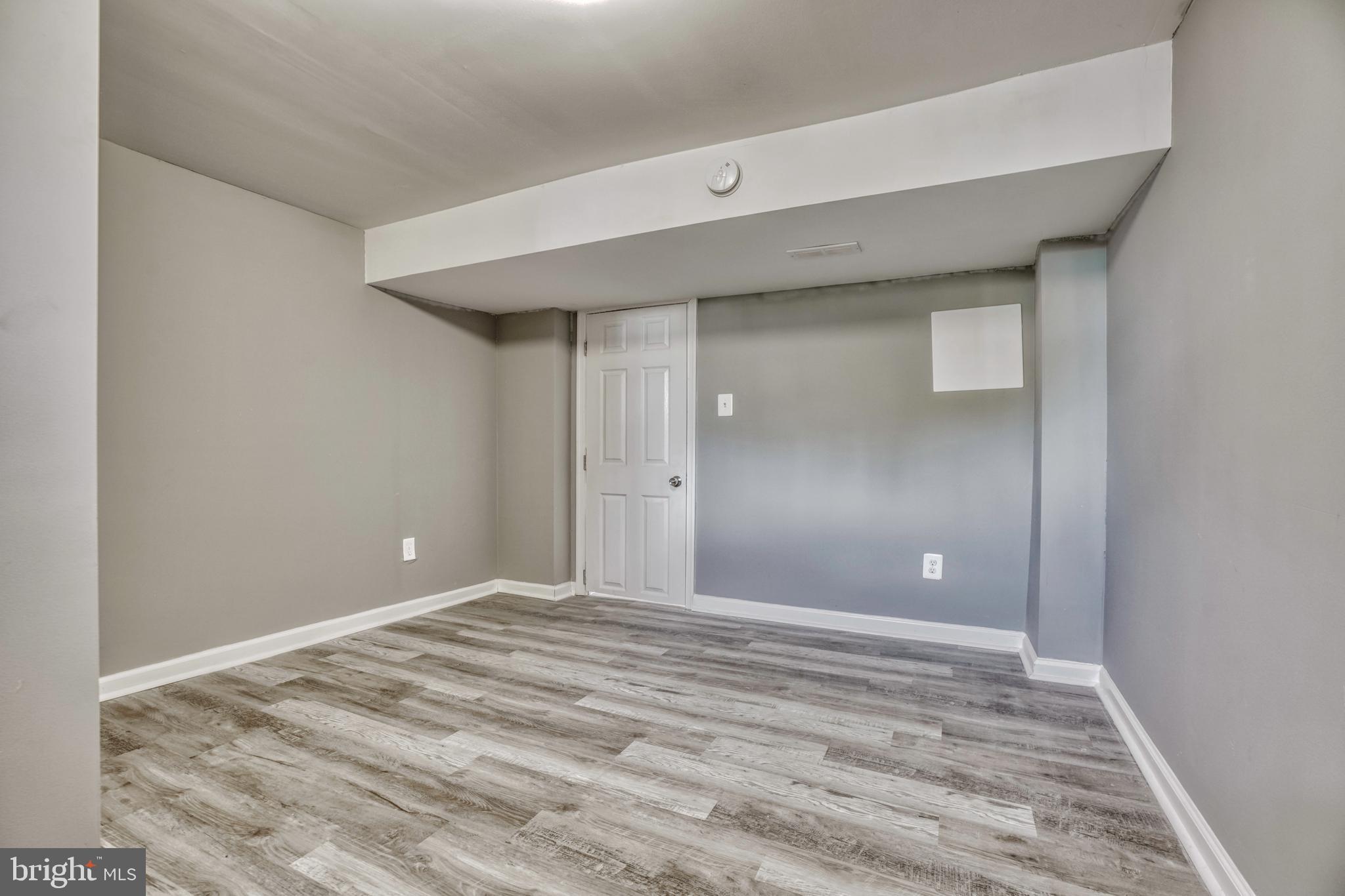 MONTEBELLO - Residential