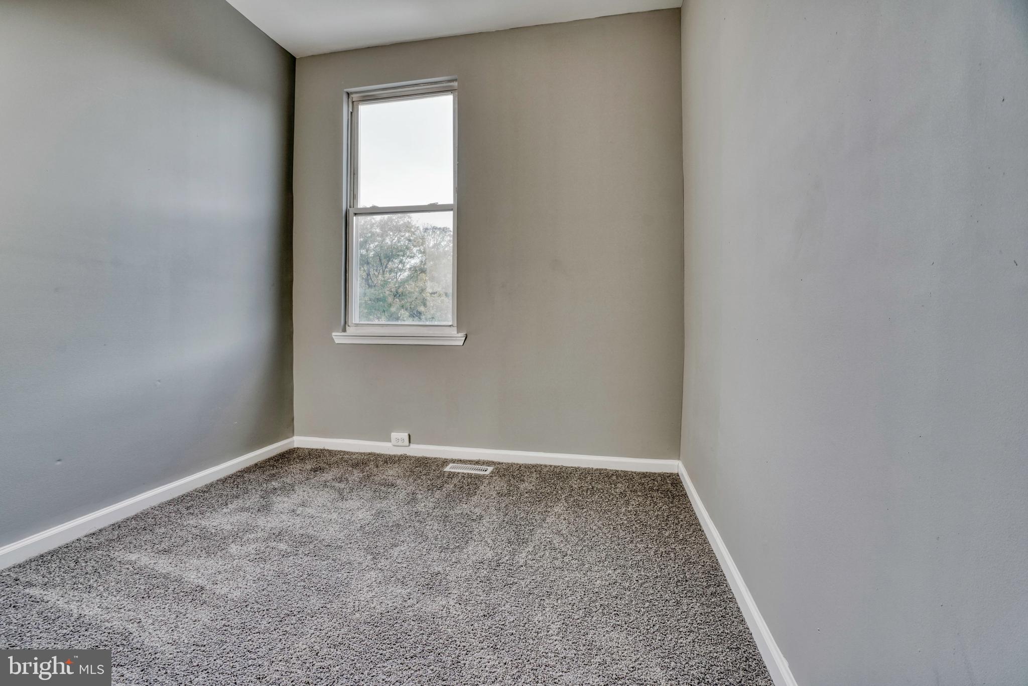 MONTEBELLO - Residential