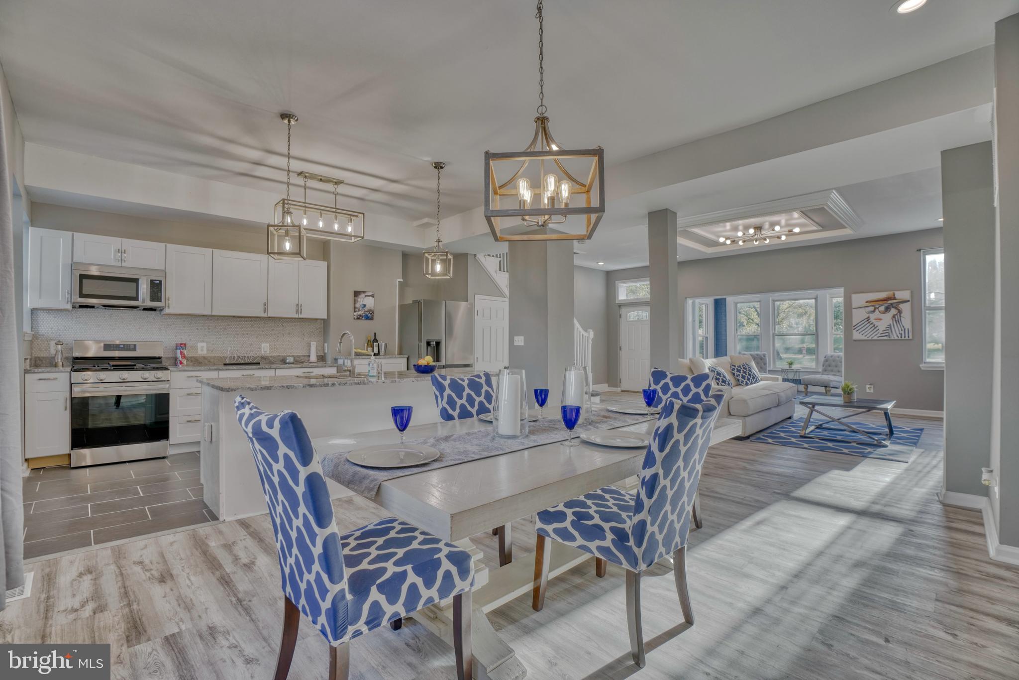 MONTEBELLO - Residential