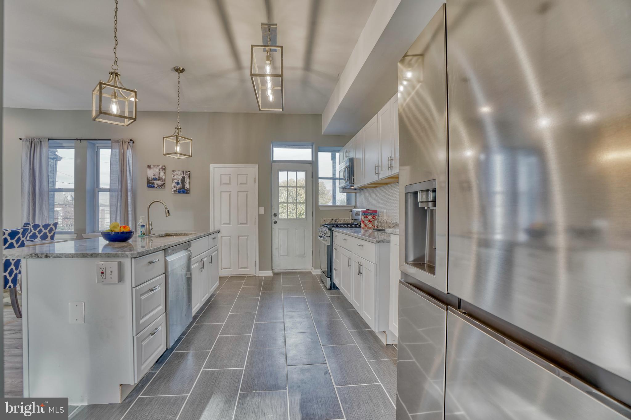 MONTEBELLO - Residential