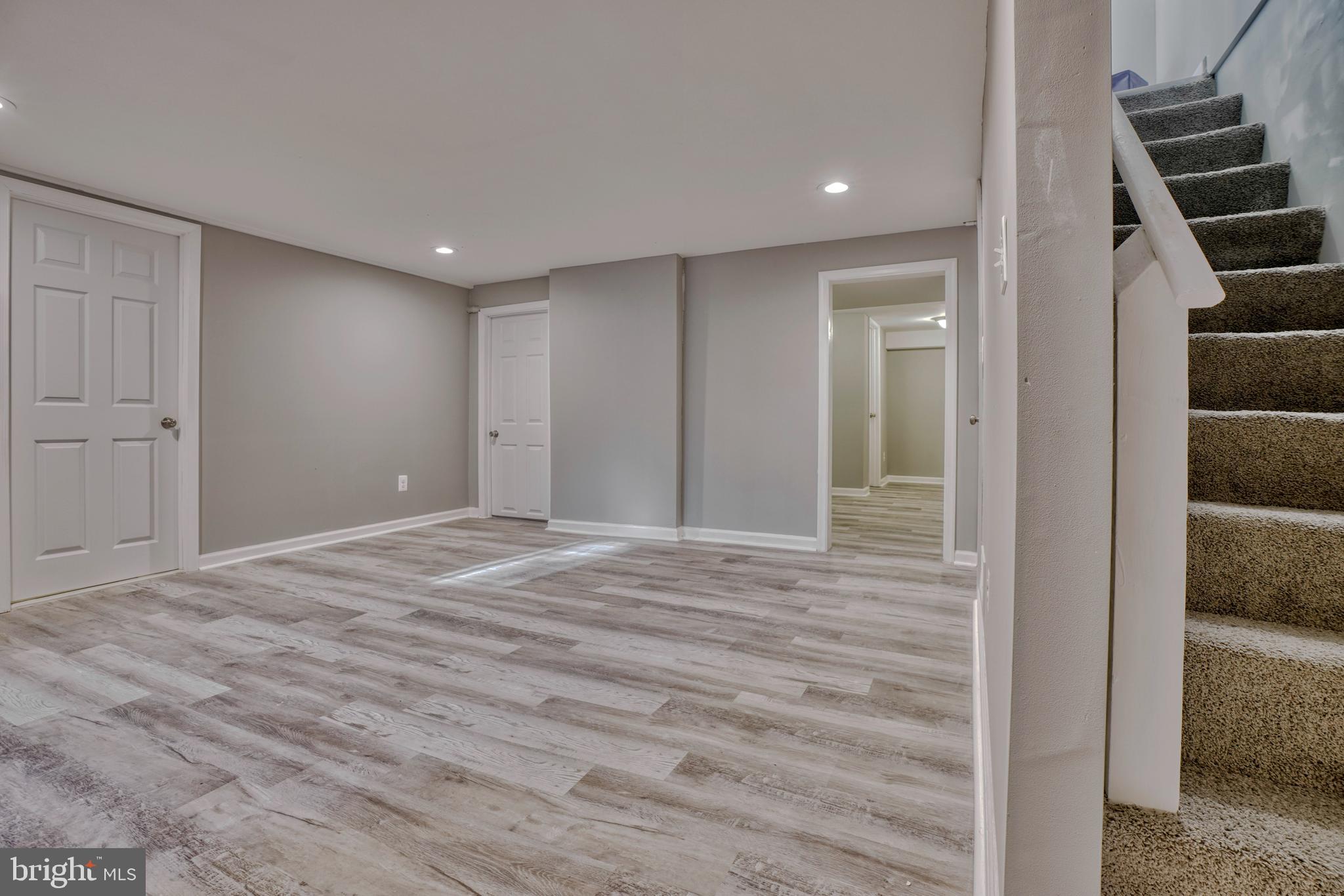 MONTEBELLO - Residential