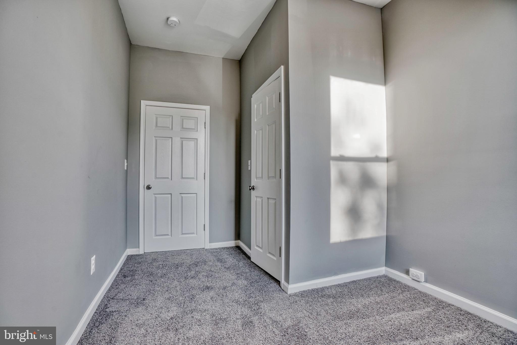 MONTEBELLO - Residential