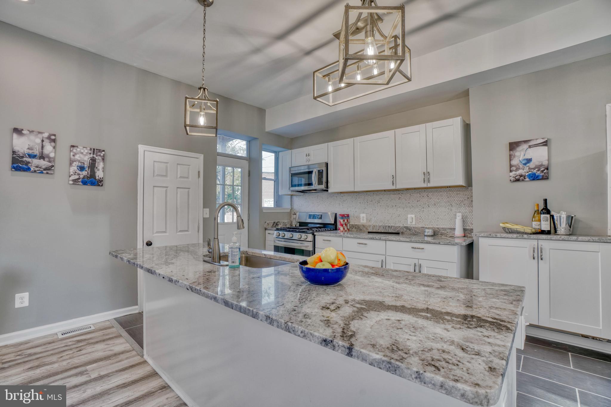 MONTEBELLO - Residential