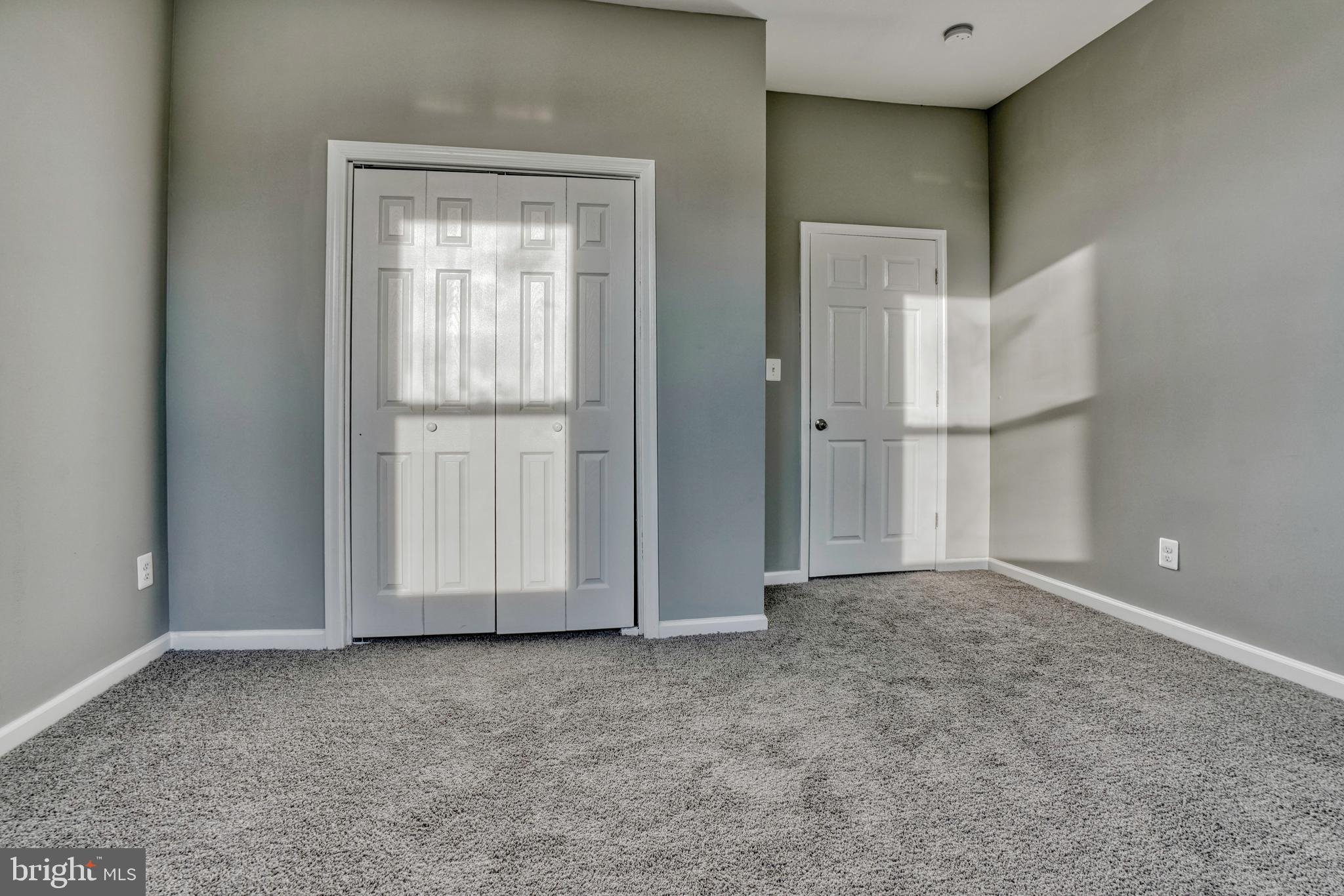 MONTEBELLO - Residential