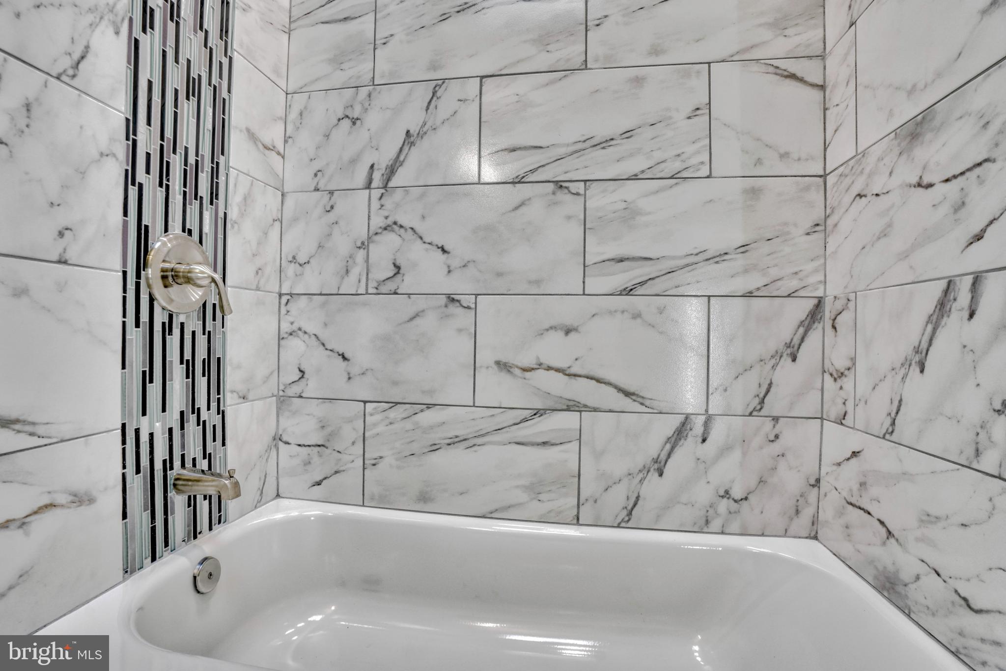 MONTEBELLO - Residential