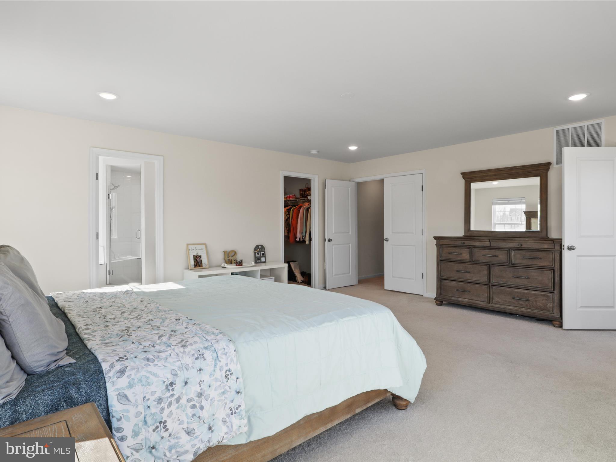 NORTH RIDGE - Residential