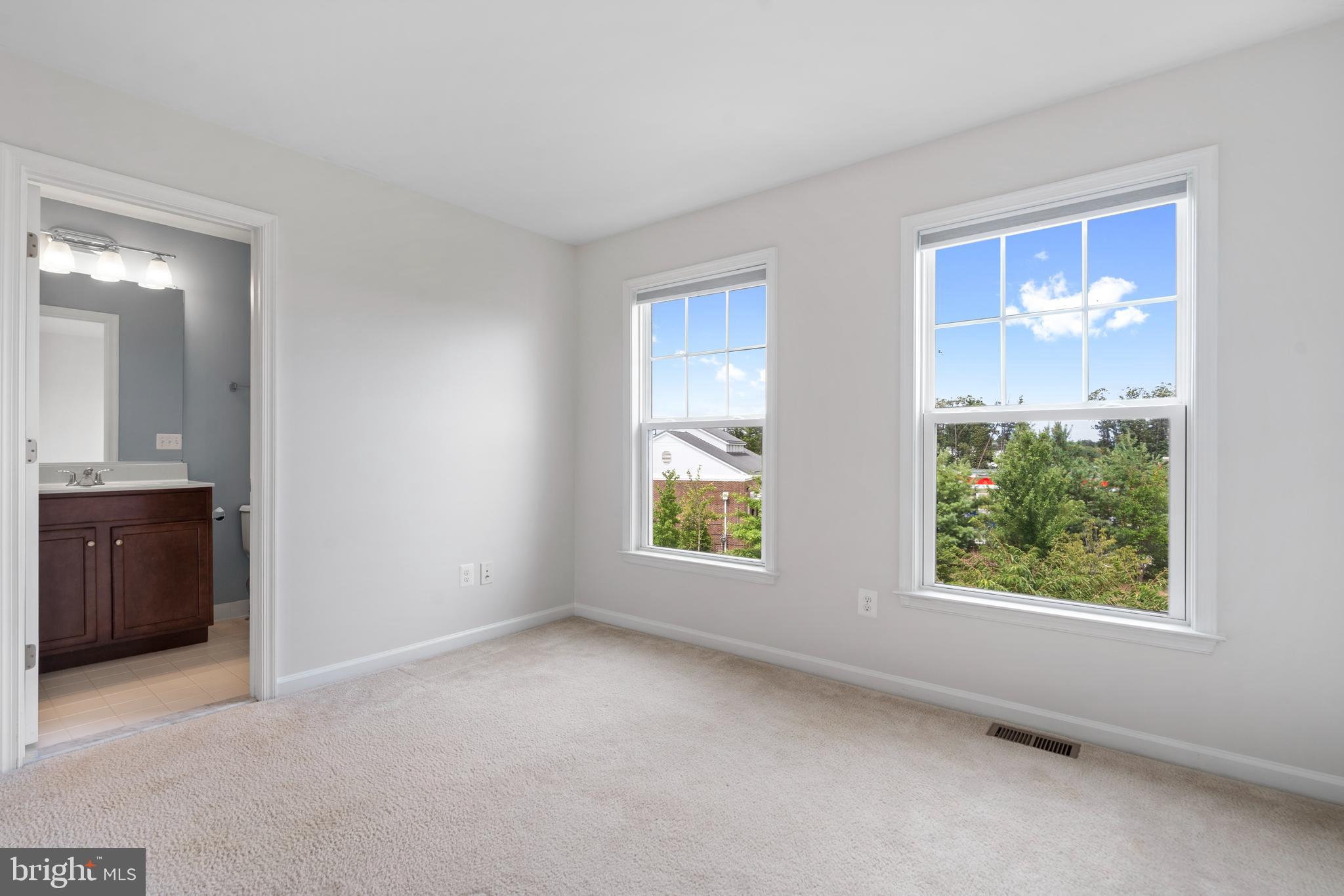 EASTVIEW AT STONE RIDGE - Residential Lease