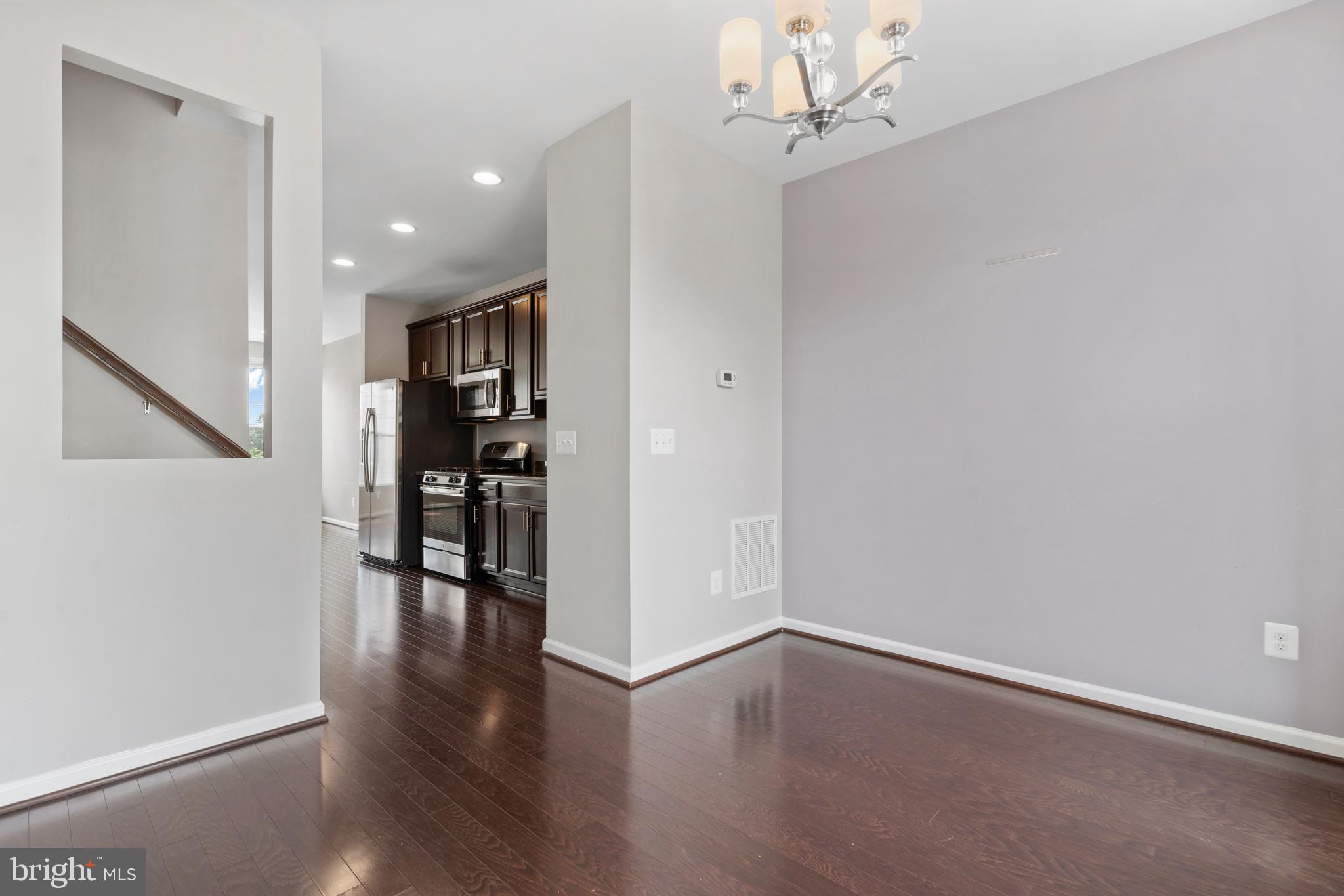 EASTVIEW AT STONE RIDGE - Residential Lease