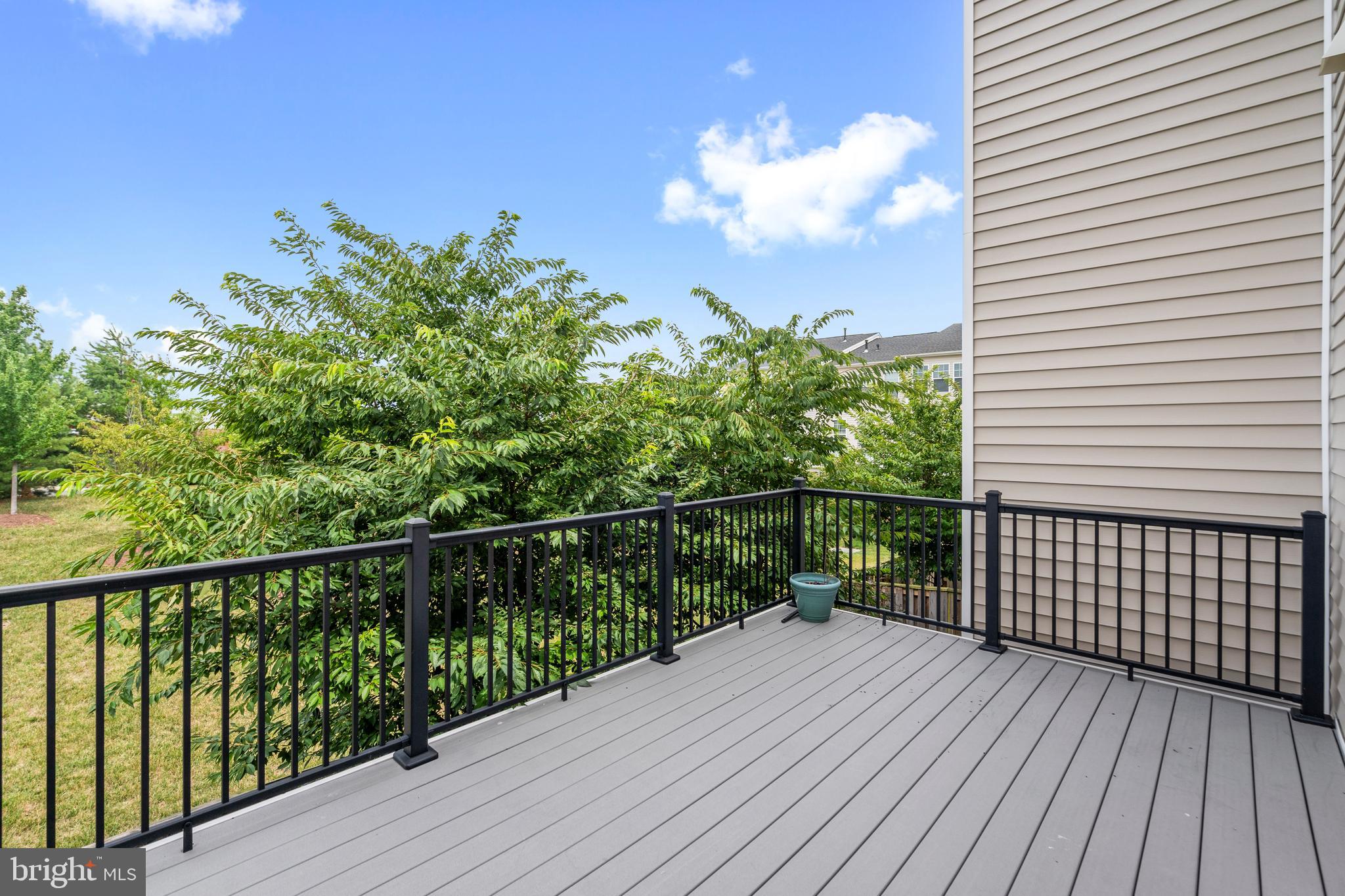 EASTVIEW AT STONE RIDGE - Residential Lease