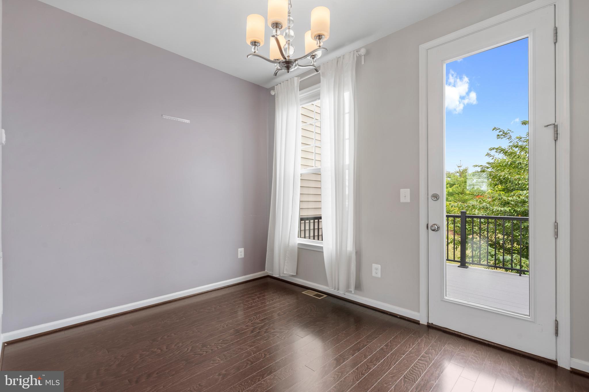 EASTVIEW AT STONE RIDGE - Residential Lease