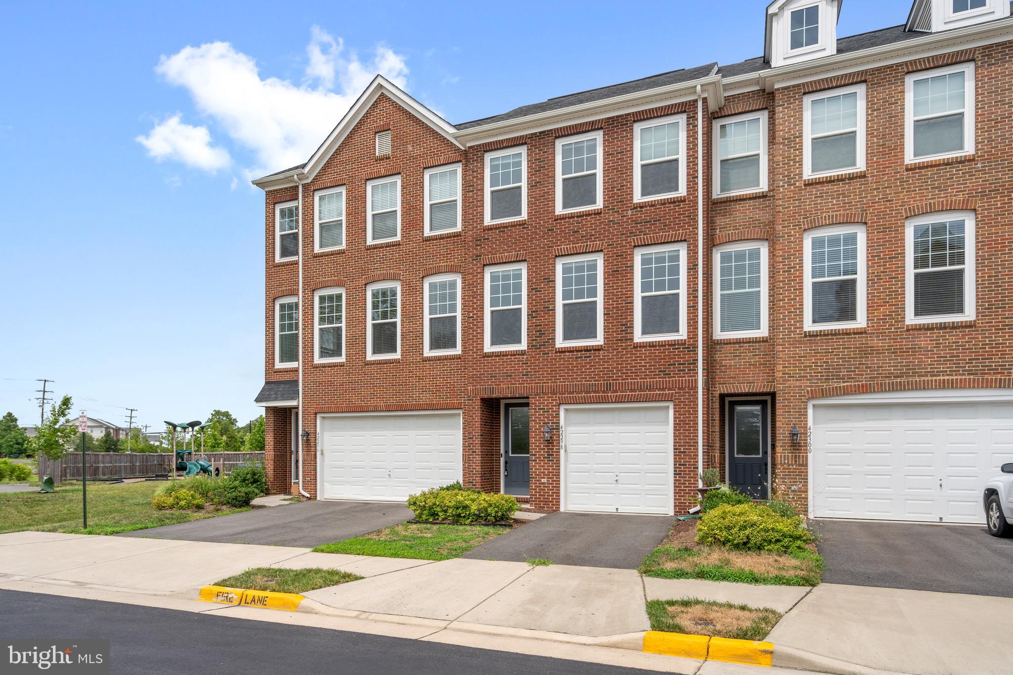 EASTVIEW AT STONE RIDGE - Residential Lease