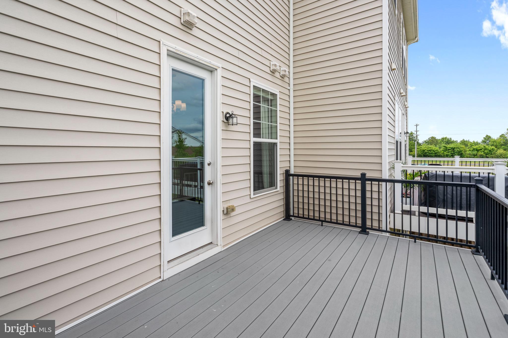 EASTVIEW AT STONE RIDGE - Residential Lease