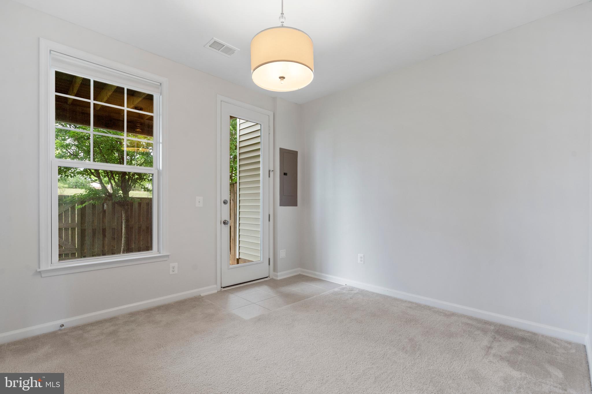 EASTVIEW AT STONE RIDGE - Residential Lease