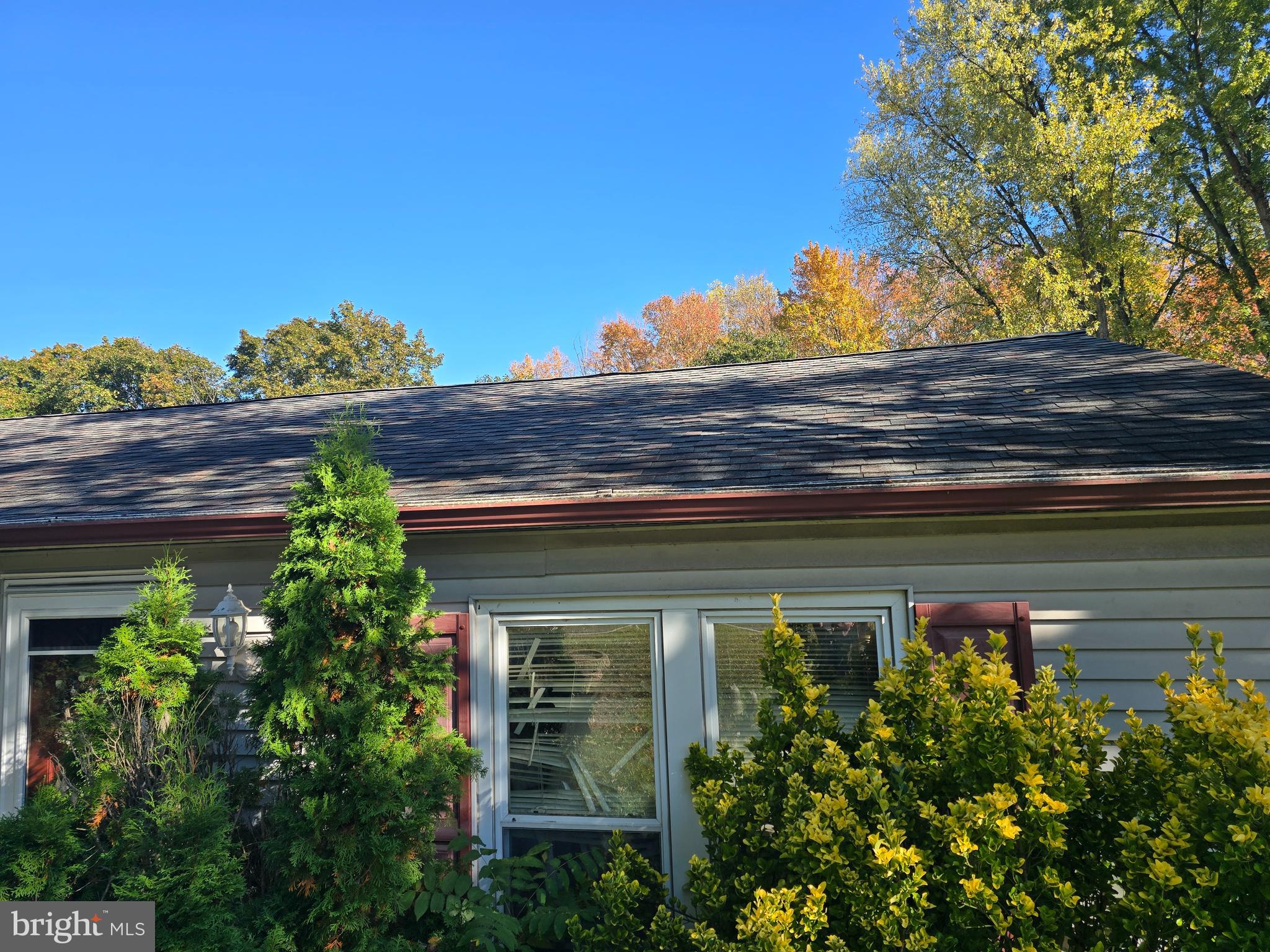 1235 E MAIN STREET