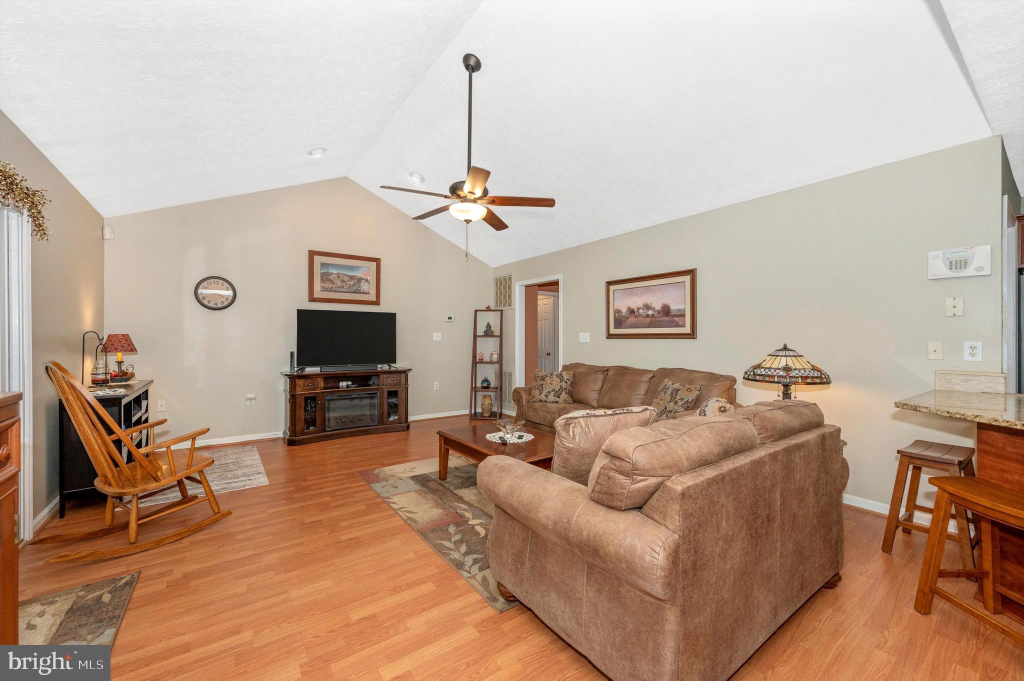 SPRING VALLEY - Residential