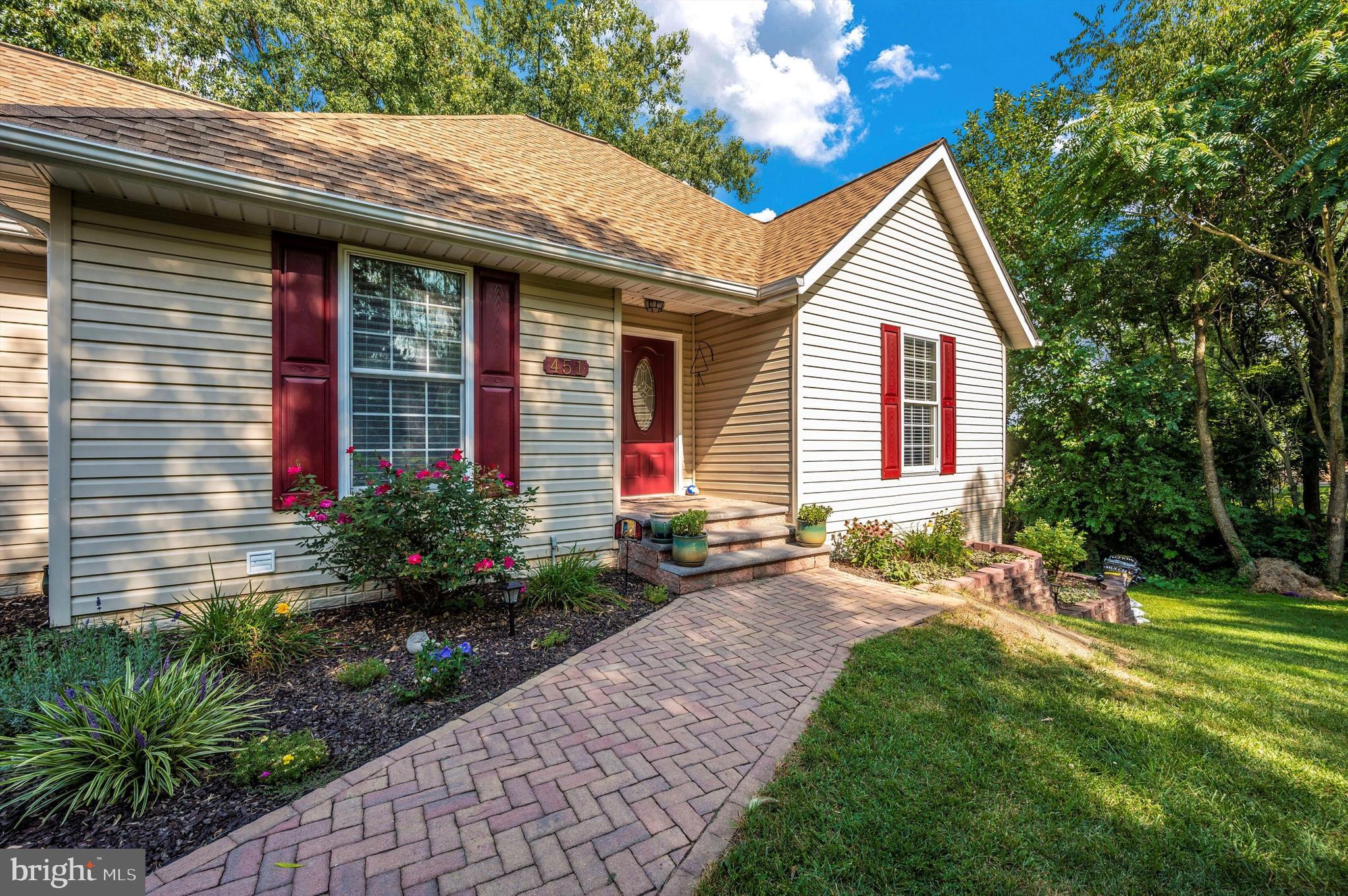 SPRING VALLEY - Residential